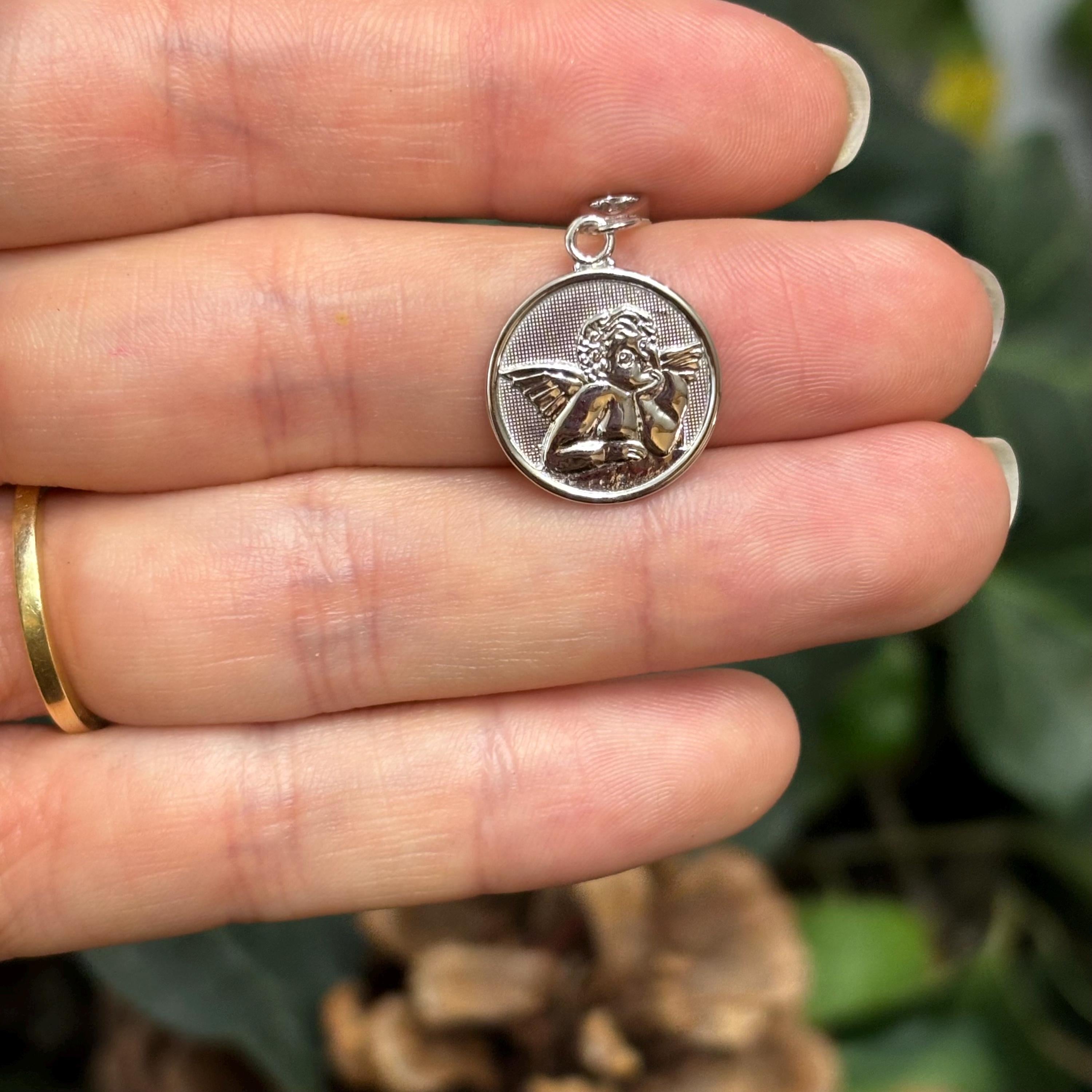 14k White Gold Raphael Baby Angel Round Charm Pendant