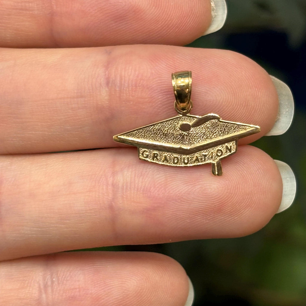 14K Yellow Gold Graduation Cap Detailed Charm Pendant