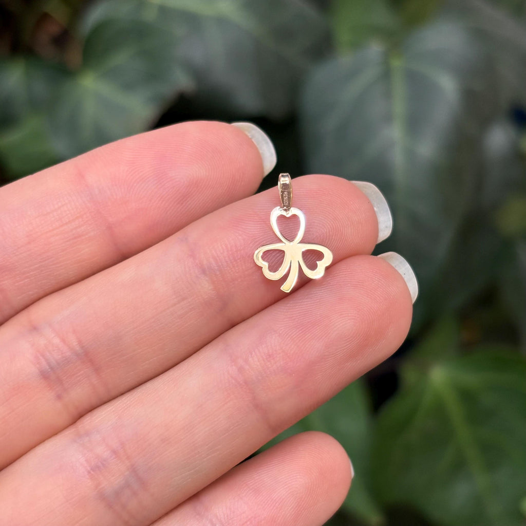 14K Yellow Gold Irish 3 Leaf Clover Shamrock Trinity Design Detailed Charm Pendant