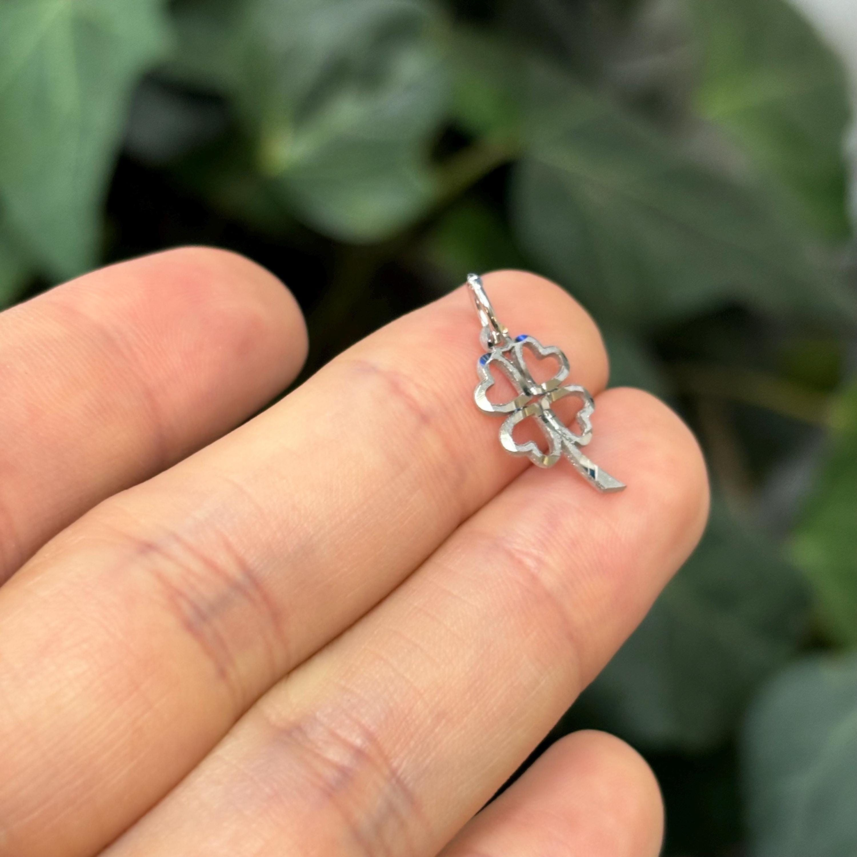 10k White Gold Irish 4 Leaf Clover Shamrock Heart Design Detailed Charm Pendant