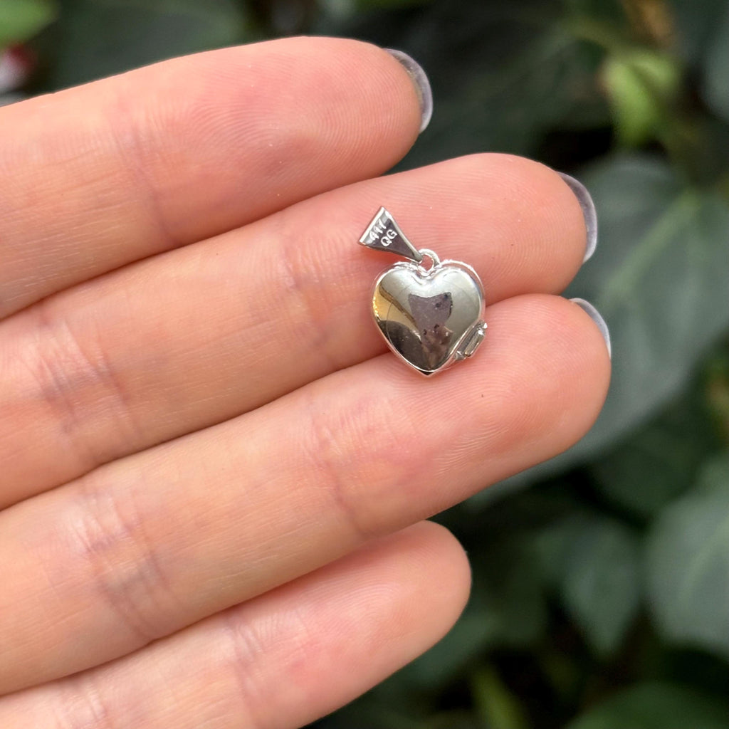 14K Gold Heart Locket Floral Design Detailed Charm Pendant Small Mini