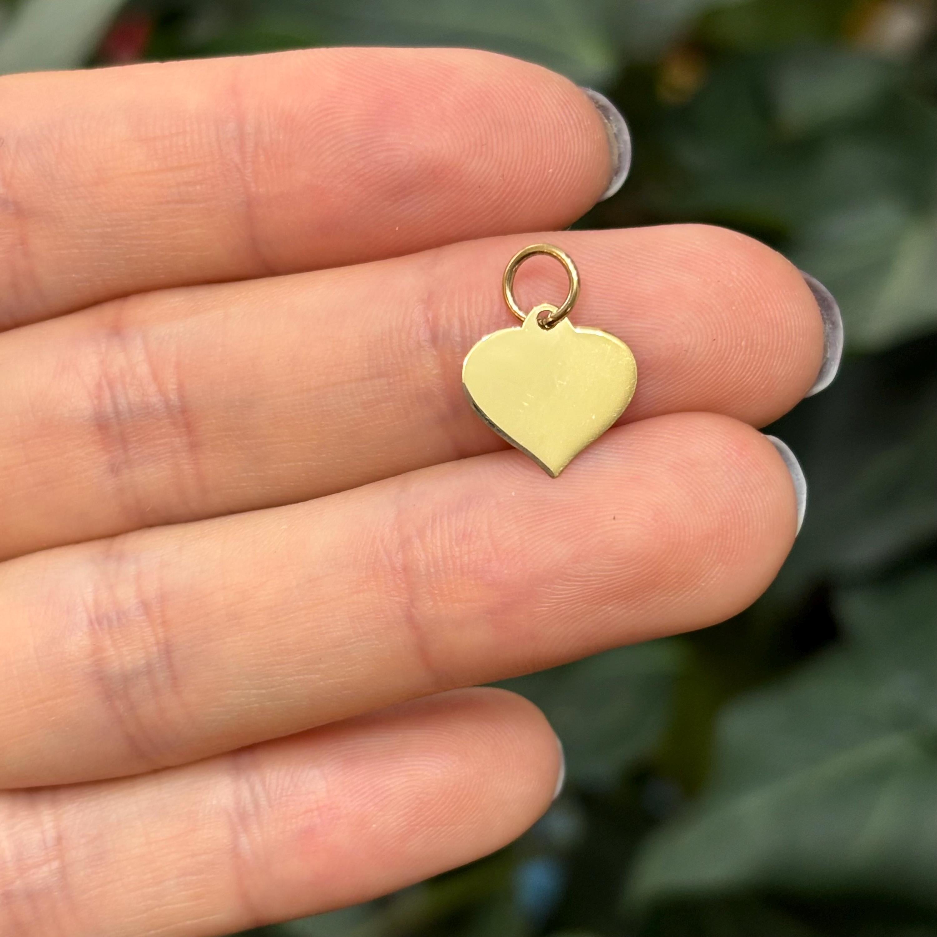10K Gold Heart Flat Engraveable Design Detailed Charm Pendant Small Mini