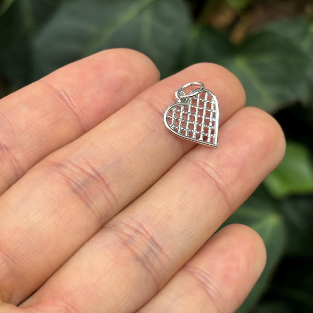 10K White Gold Heart Basketweave Design Detailed Charm Pendant Small
