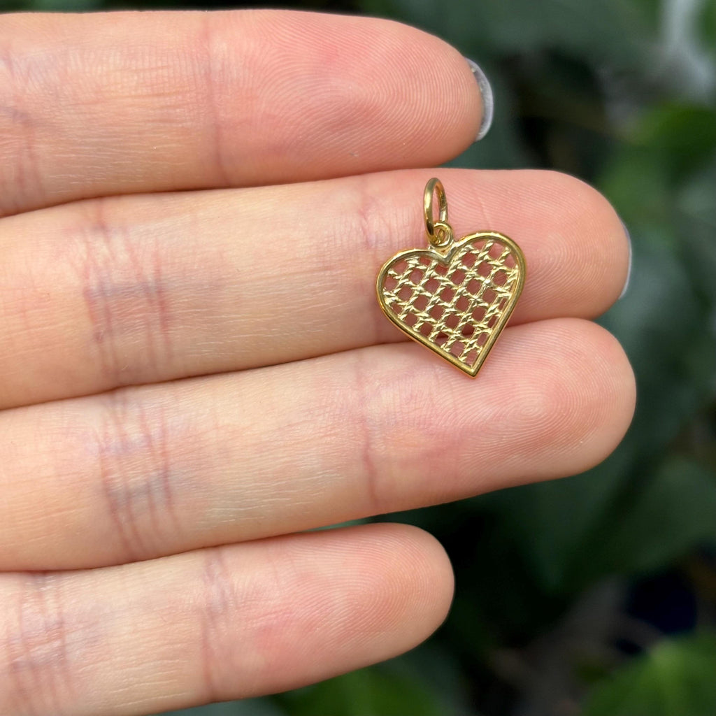 10K Yellow Gold Heart Basketweave Design Detailed Charm Pendant Small