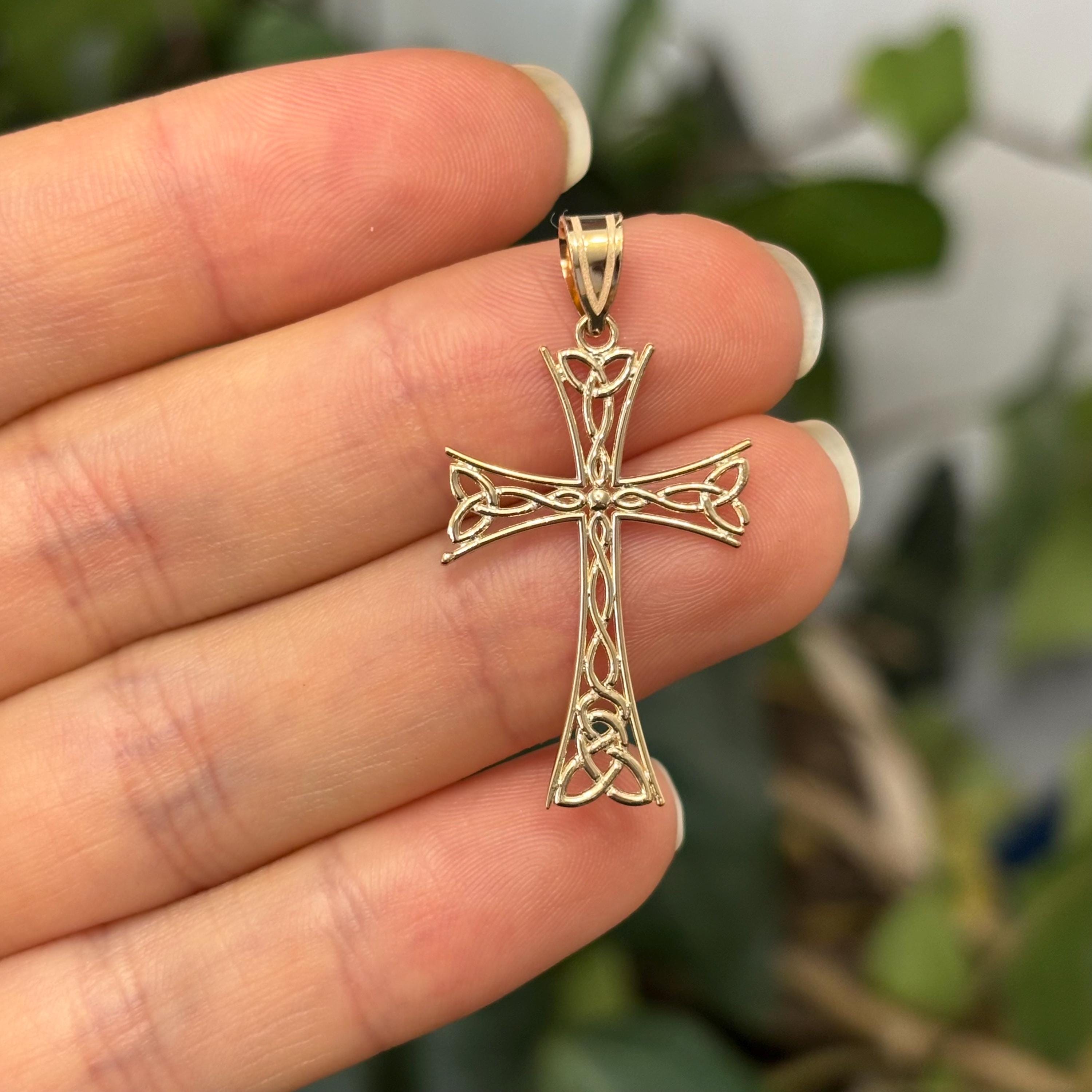 10k Gold Celtic Knot Trinity Cross Pendant 29mm