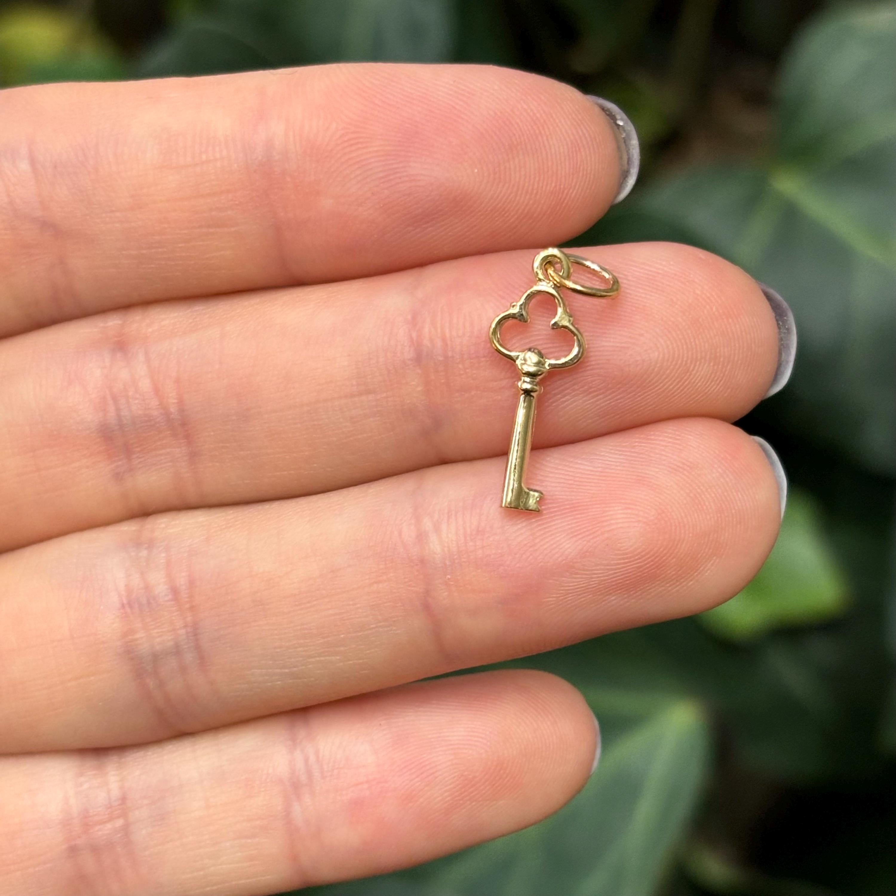 10K Gold Heart Key Charm Pendant Small