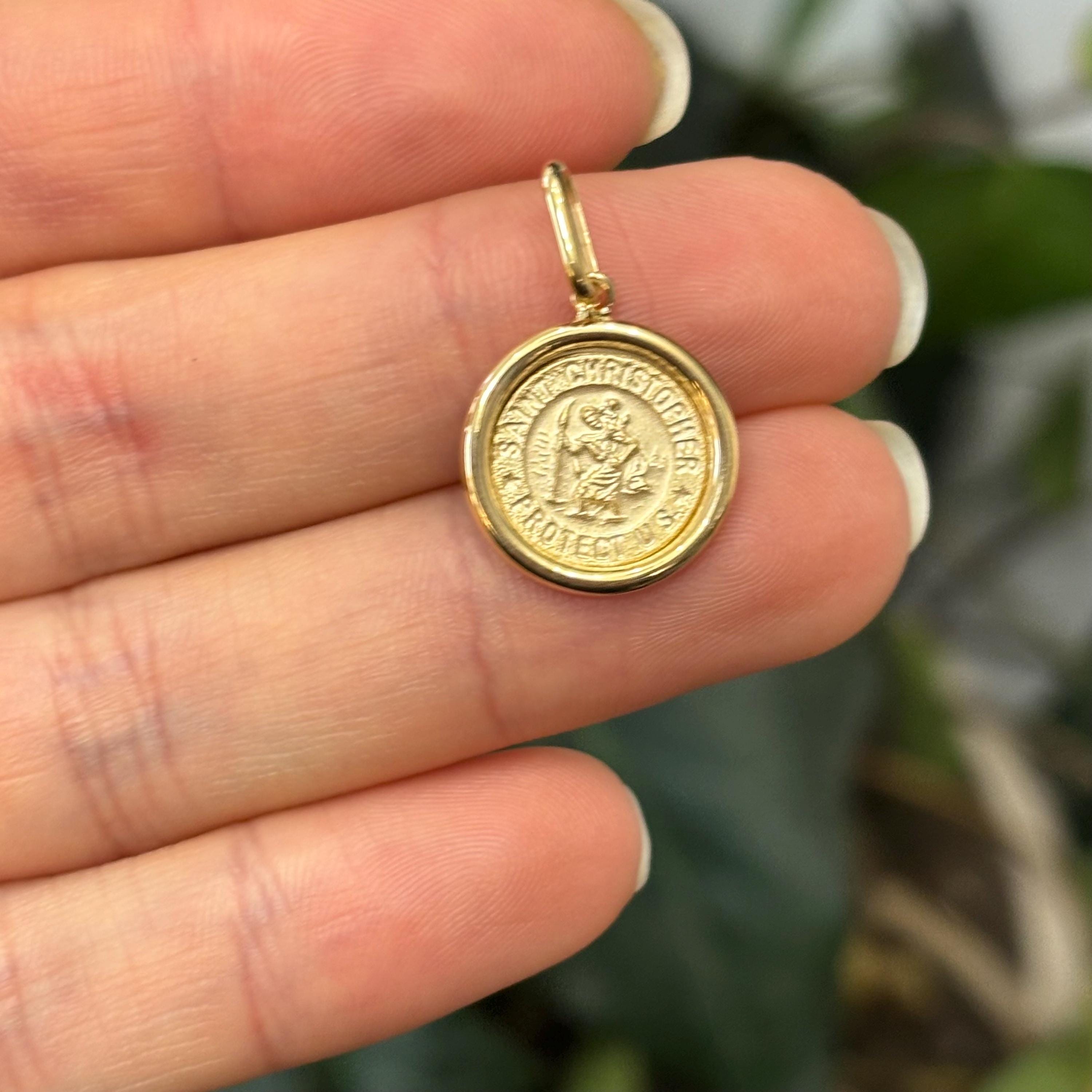 14k Gold St Christopher Round Bezel Medal Charm Pendant 16mm