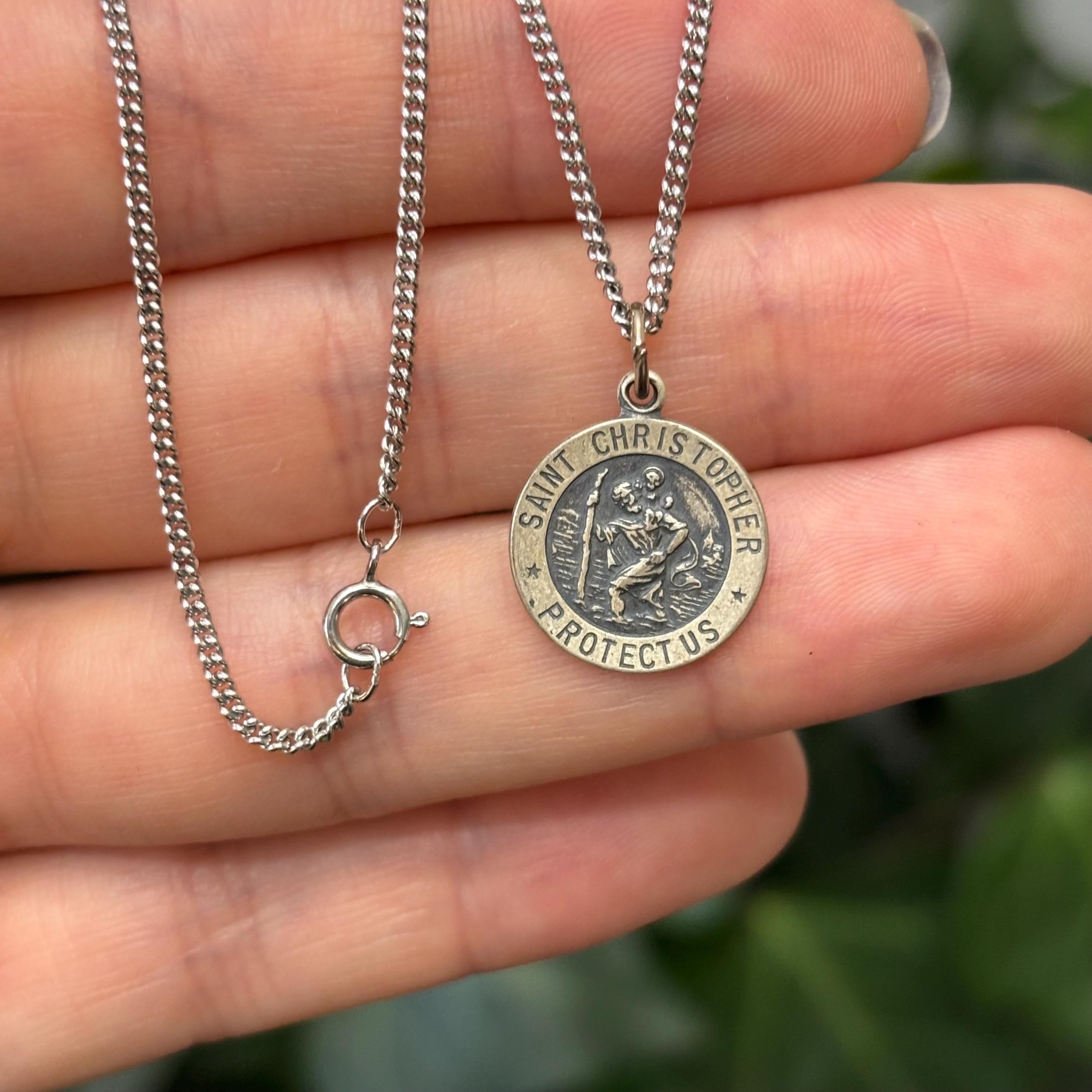 Sterling Silver St Christopher Round Medal Pendant Necklace 15mm