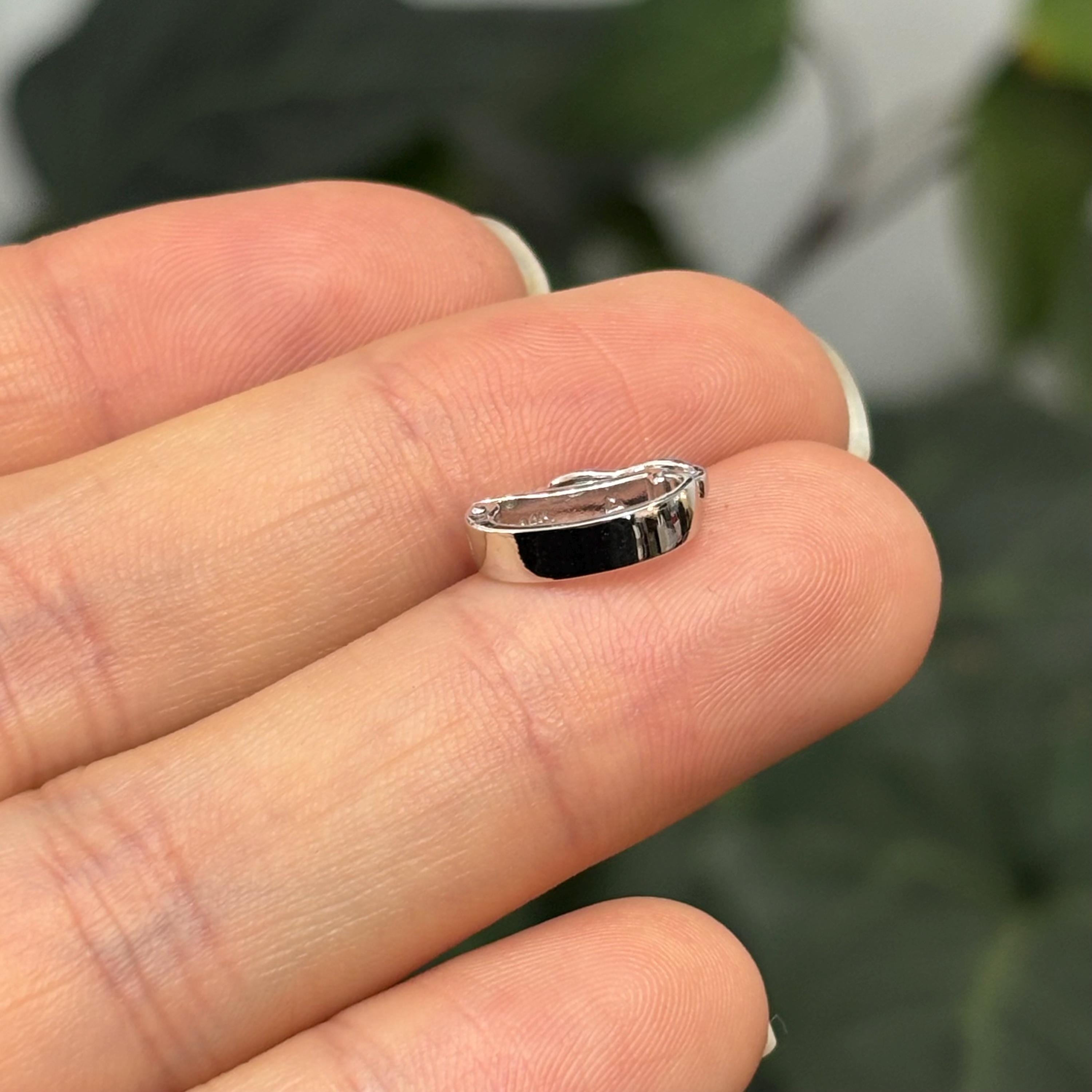 14k White Gold Oval Enhancer Pendant Hanger