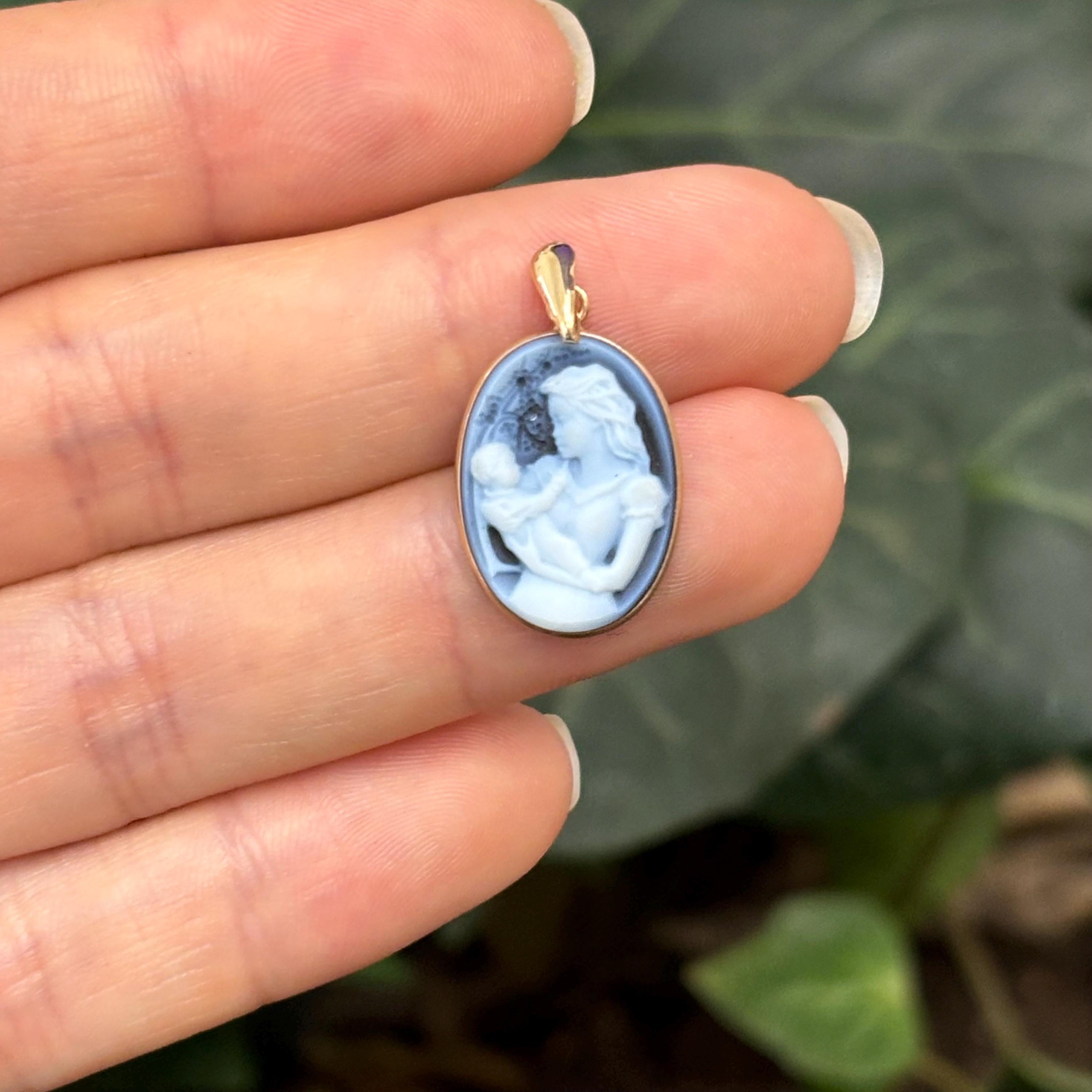 14k Gold Blue Agate Cameo Mother and Child Oval Pendant