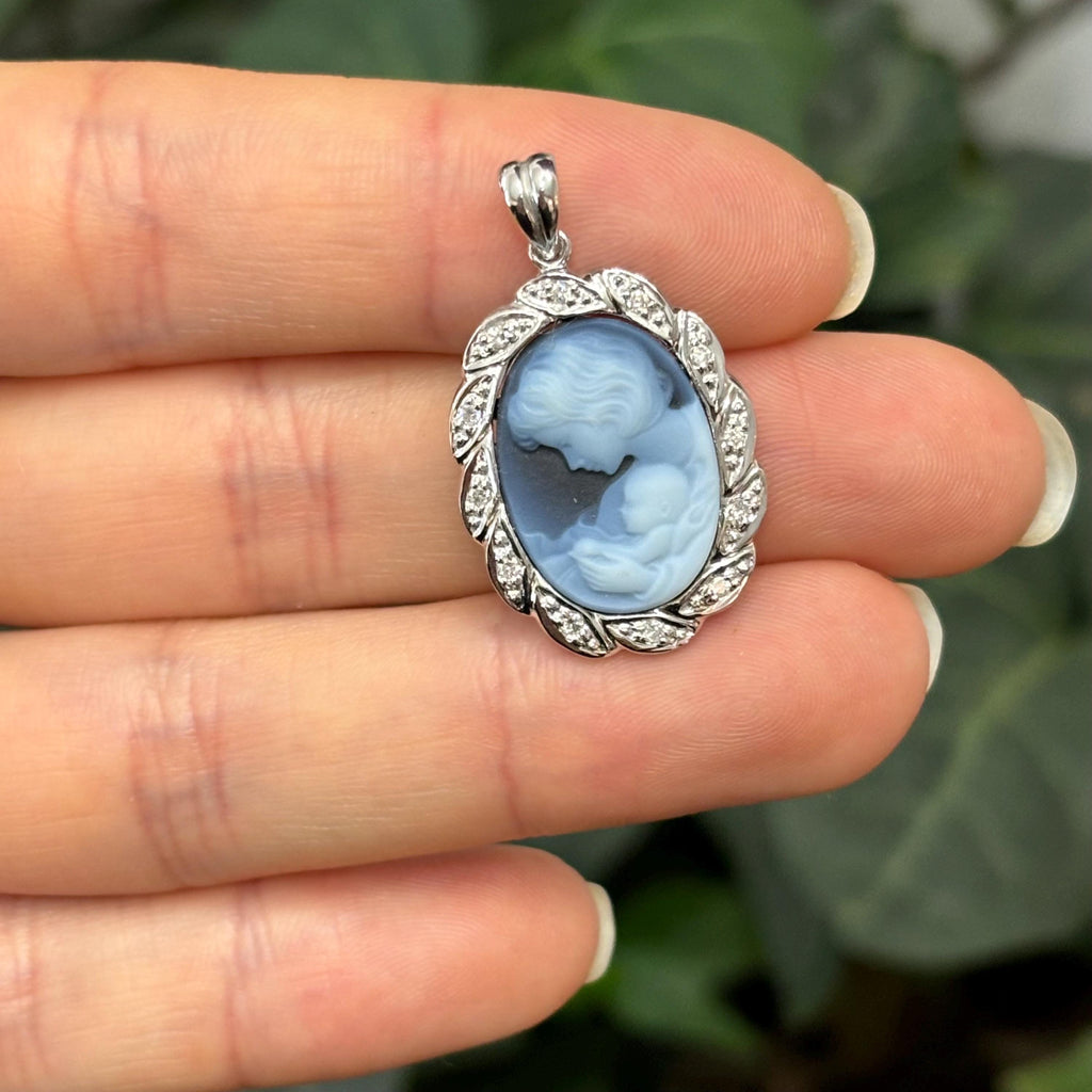 14k White Gold Blue Agate Cameo Mother and Child Oval Diamond Pendant