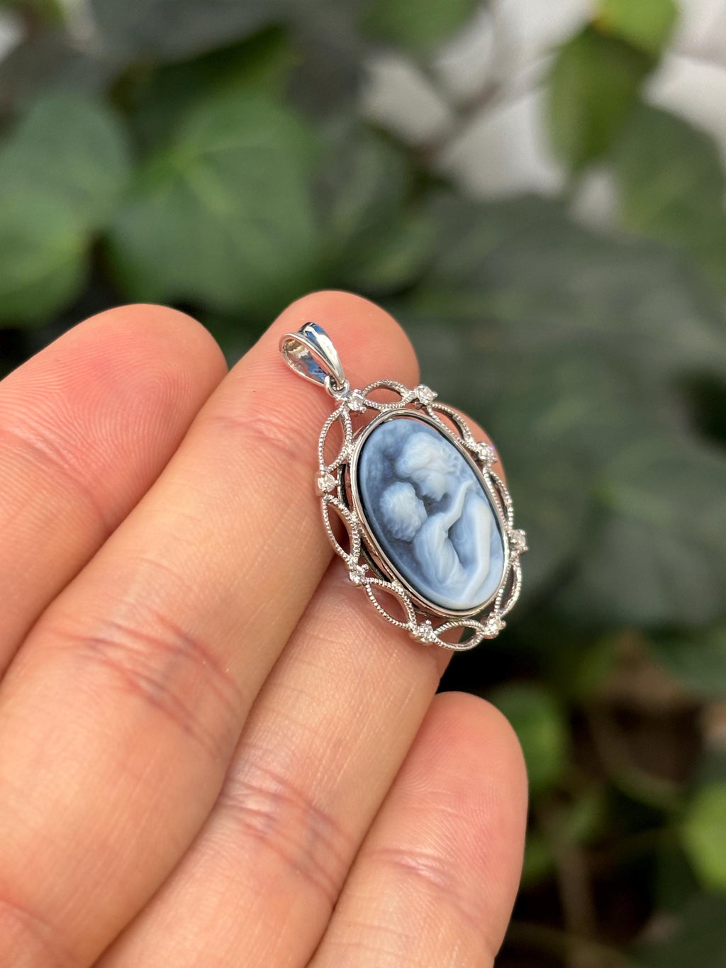14k White Gold Blue Agate Cameo Mother and Child Oval Diamond Pendant