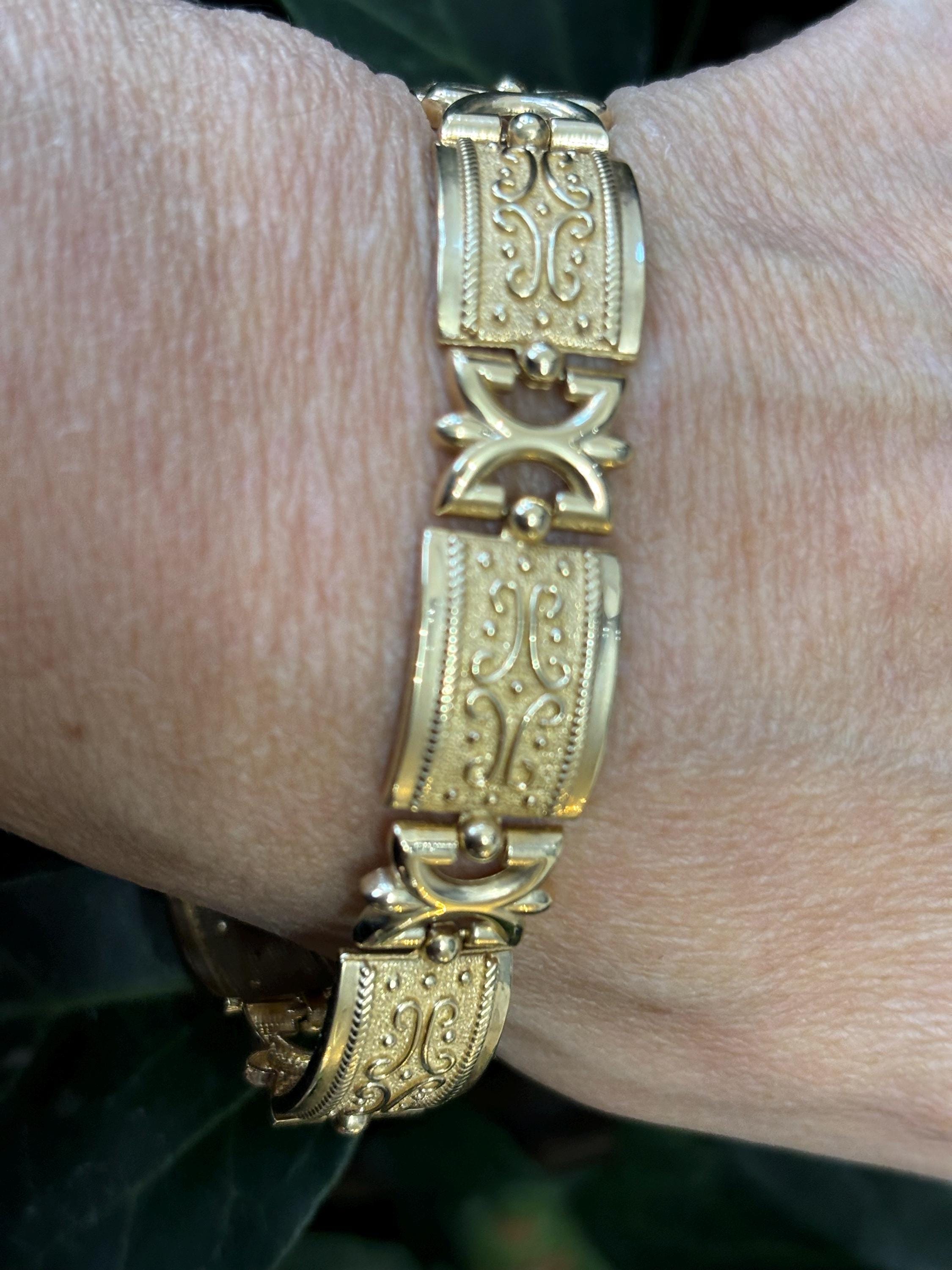 Estate 14KT Yellow Gold Byzantine Fleur de Lis Raised Detailed Etruscan Bracelet