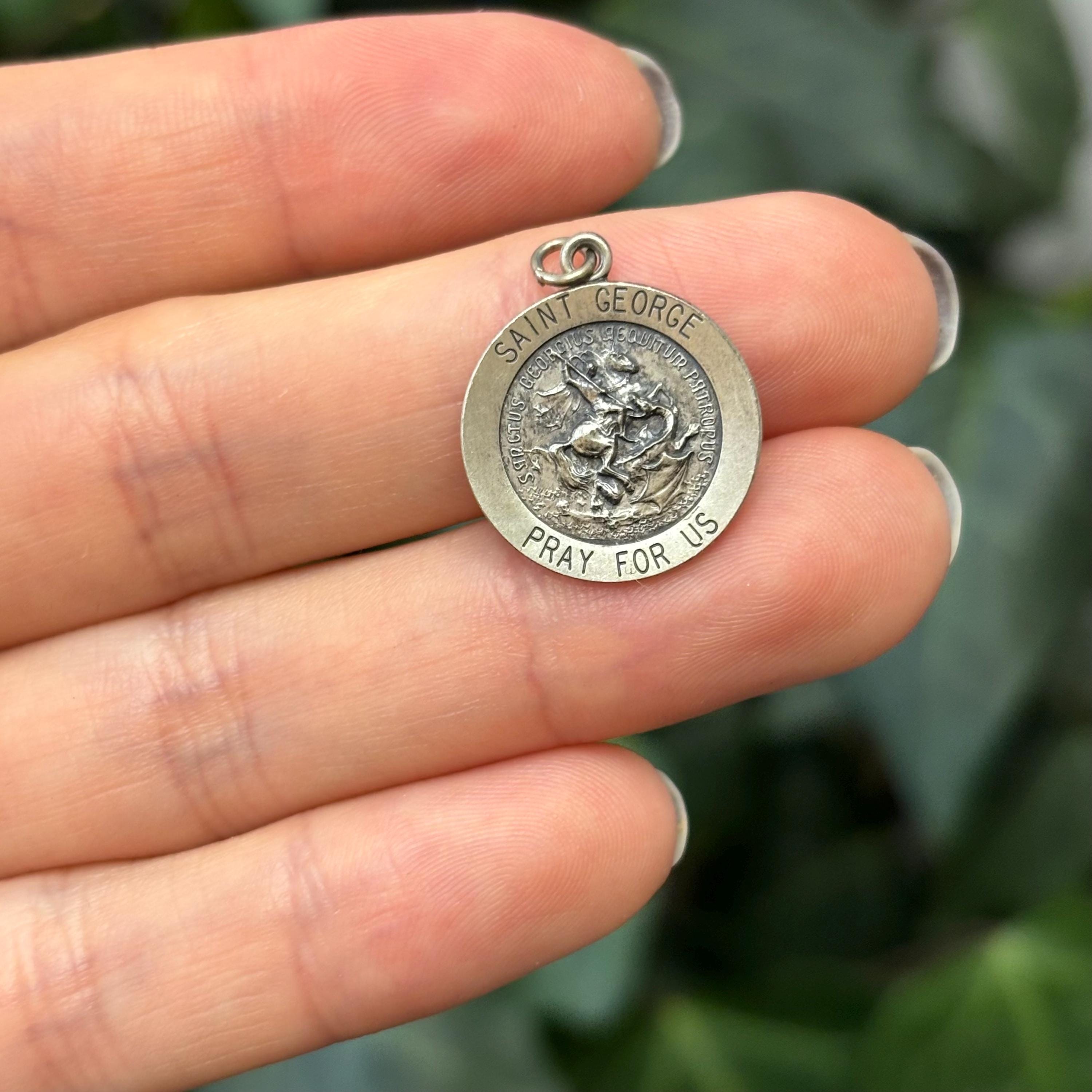Sterling Silver St George Round Medal Pendant 18mm
