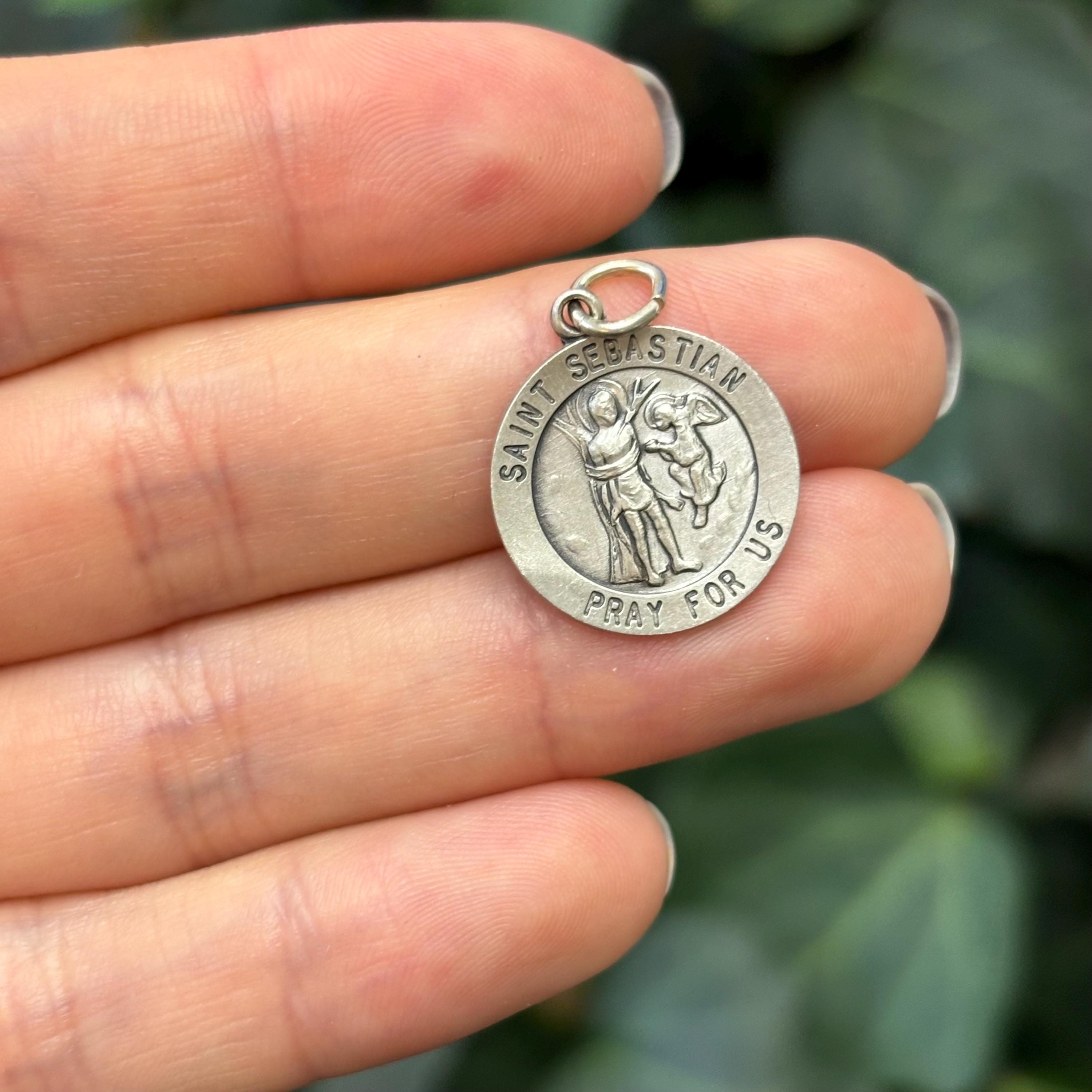 Sterling Silver St Sebastian Round Medal Pendant 18mm