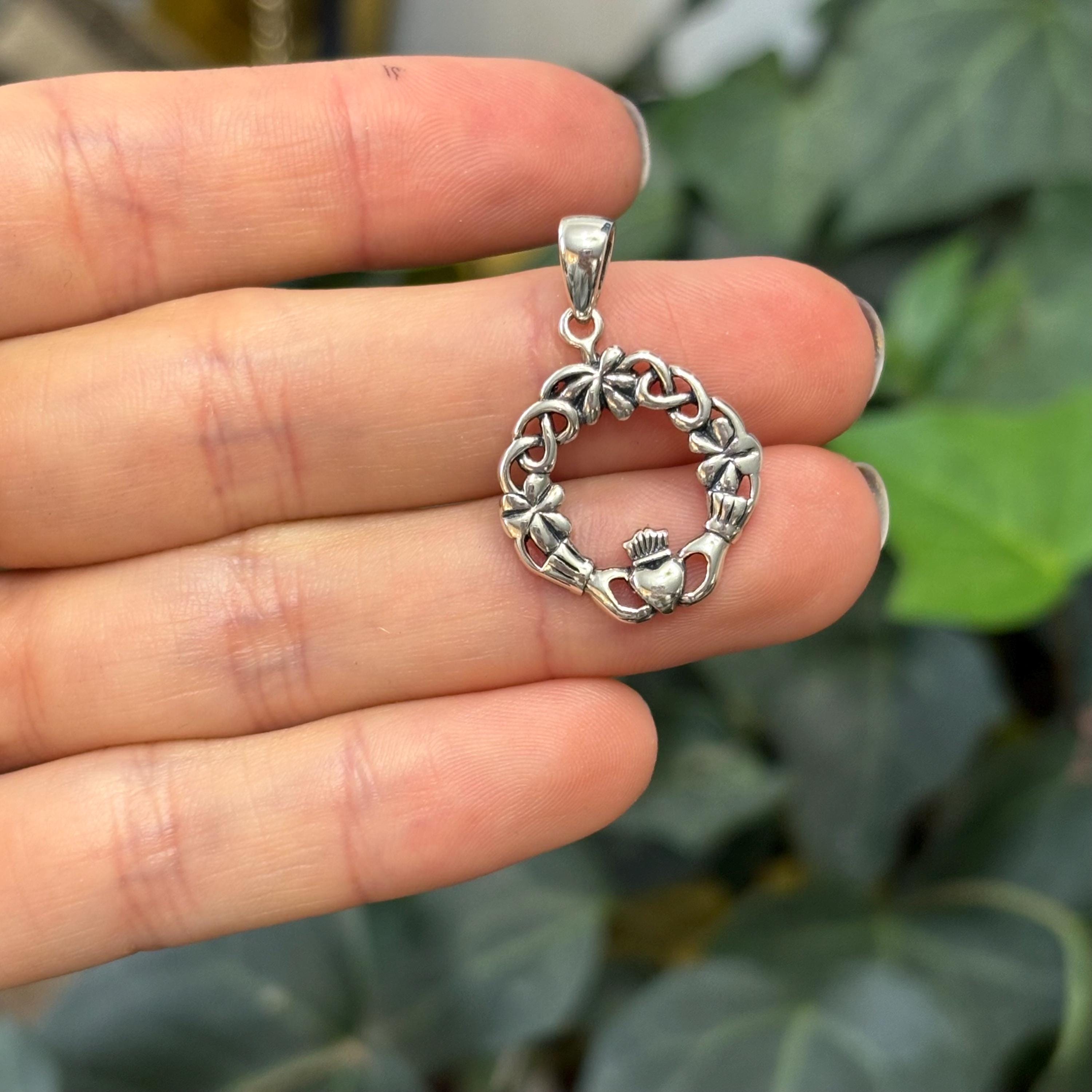 Sterling Silver Celtic Claddagh Clover  Circle Charm Pendant 20mm