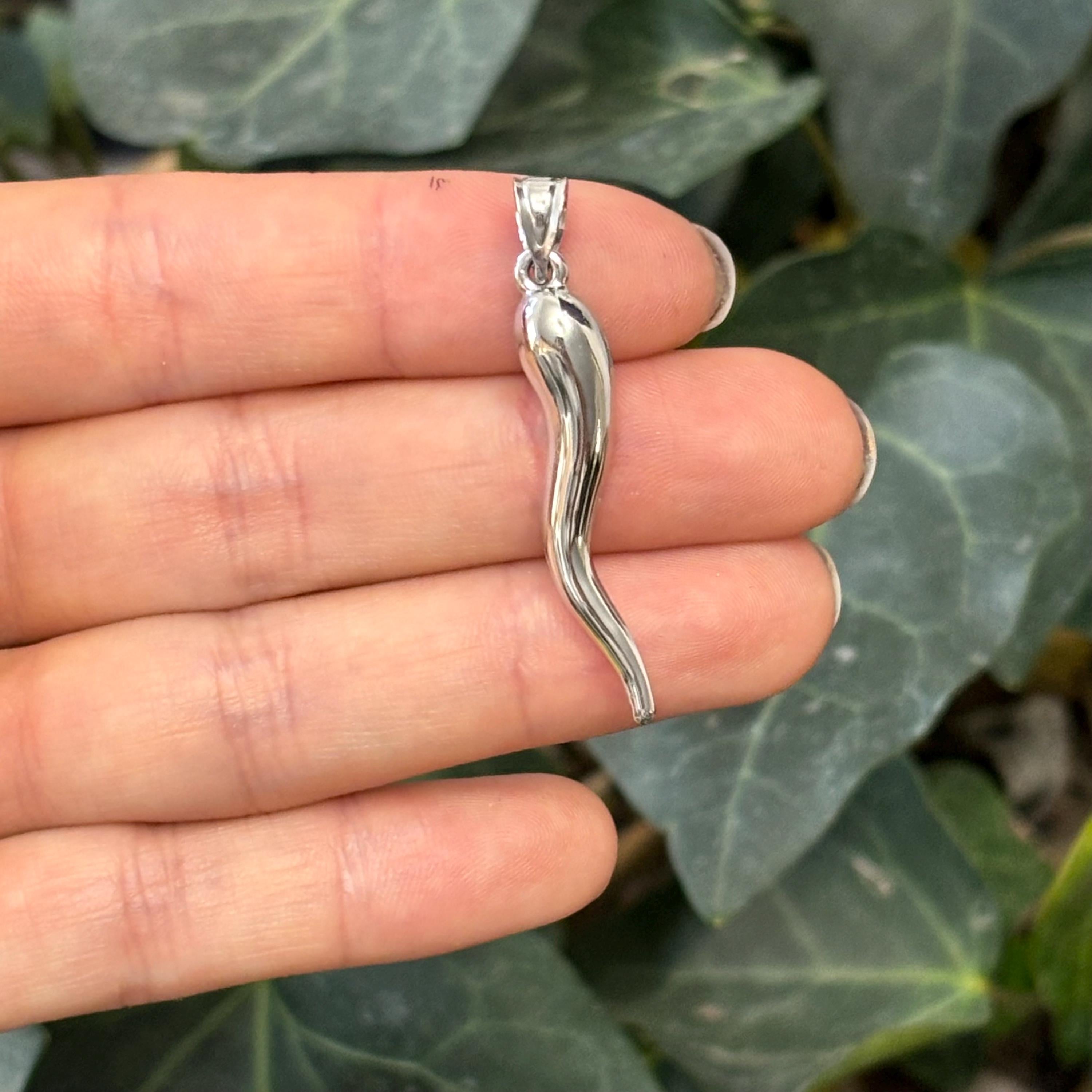 10k White Gold Italian Horn Corno Pendant 1.5”