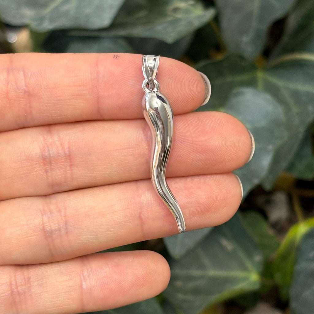 14k White Gold Italian Horn Corno Pendant 1.5”