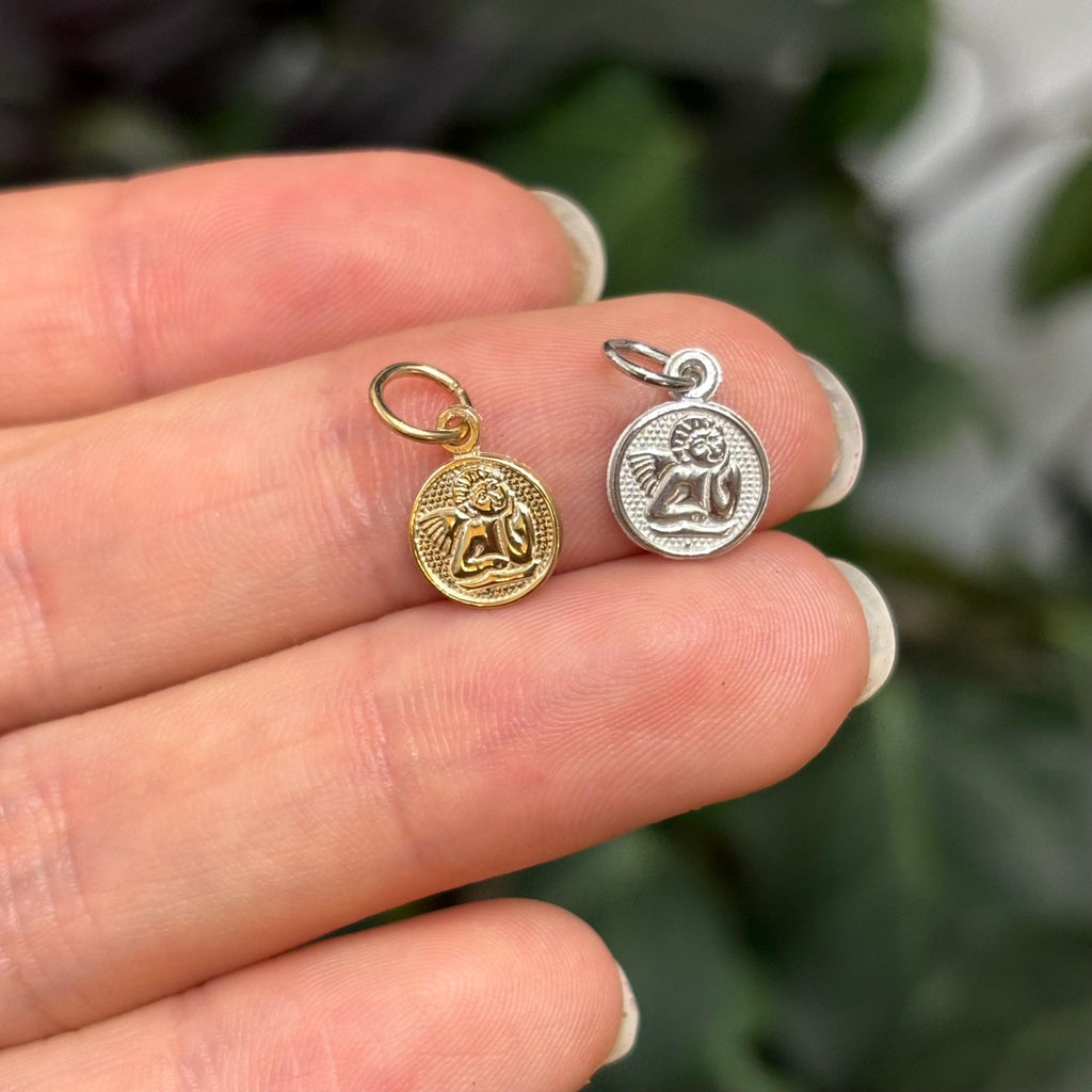 10k Gold Raphael Baby Angel Round Charm Pendant Mini