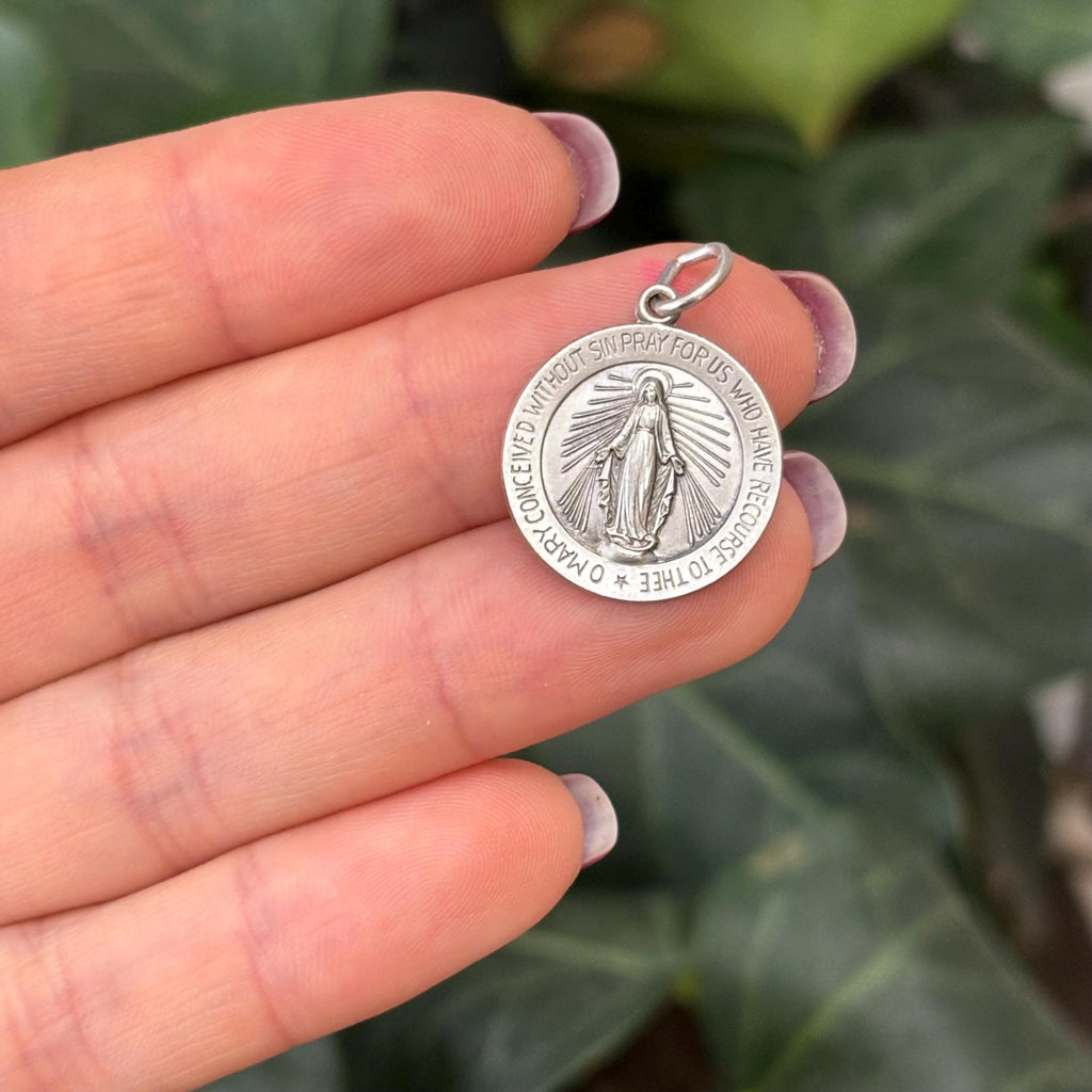 Sterling Silver Miraculous Medal Round Pendant 18mm
