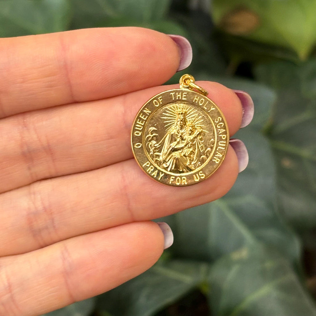 24k Yellow Gold-Plated Sterling Silver Queen of Holy Scapular Medal Round Pendant 22mm