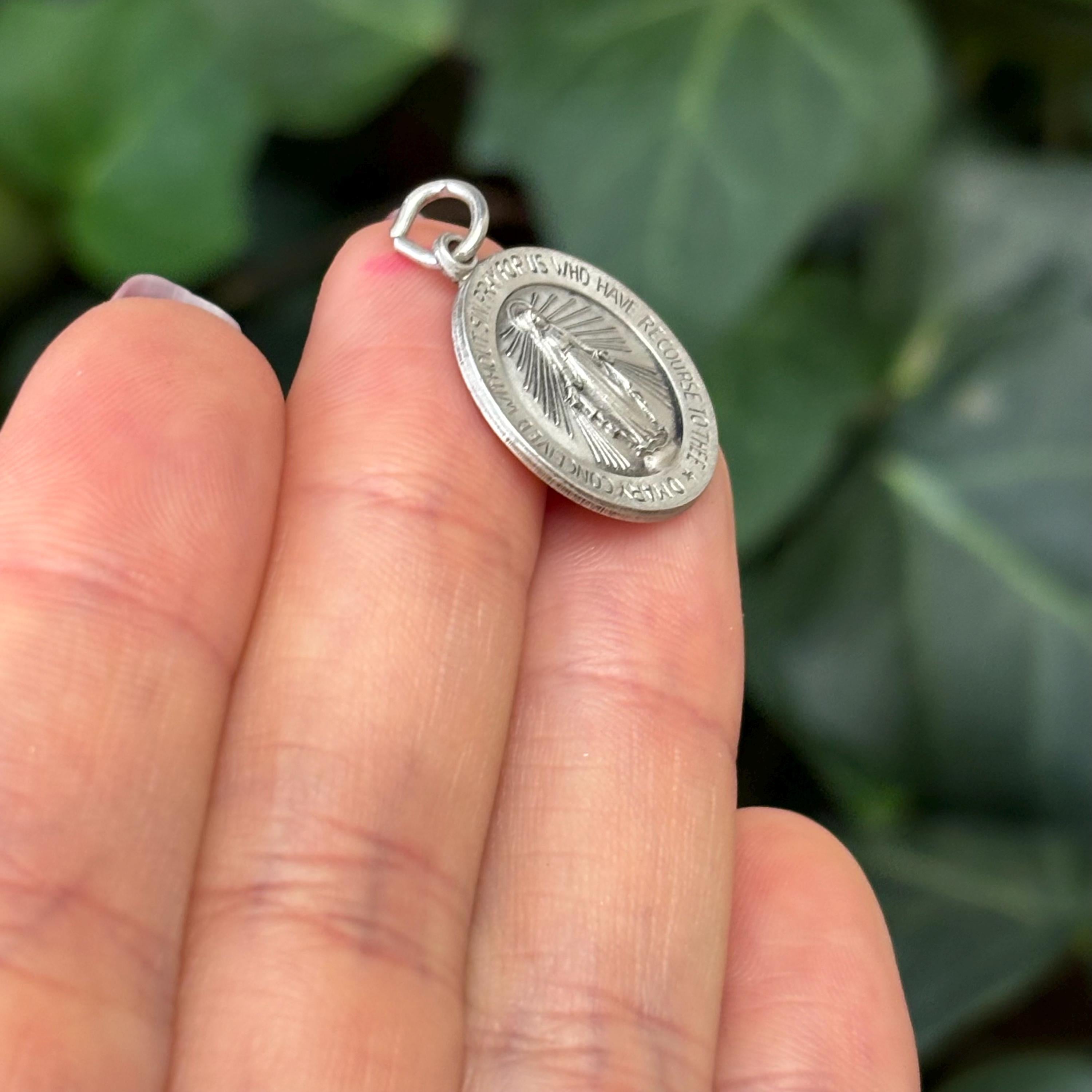 Sterling Silver Miraculous Medal Round Pendant 18mm