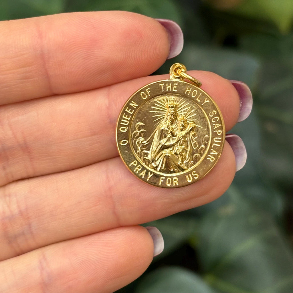 24k Yellow Gold-Plated Sterling Silver Queen of Holy Scapular Medal Round Pendant 22mm