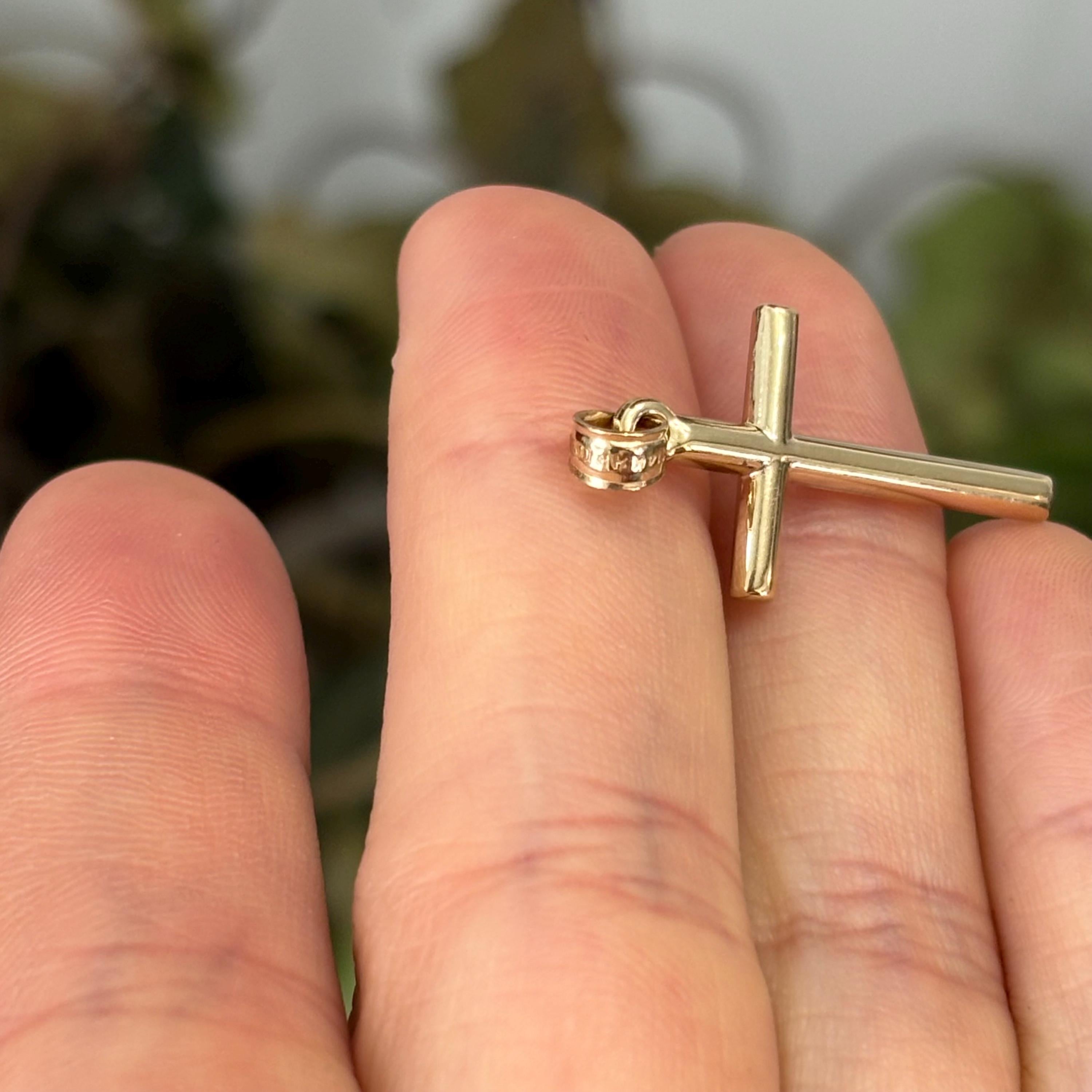 14k Gold Simple Hollow Cross Charm Pendant