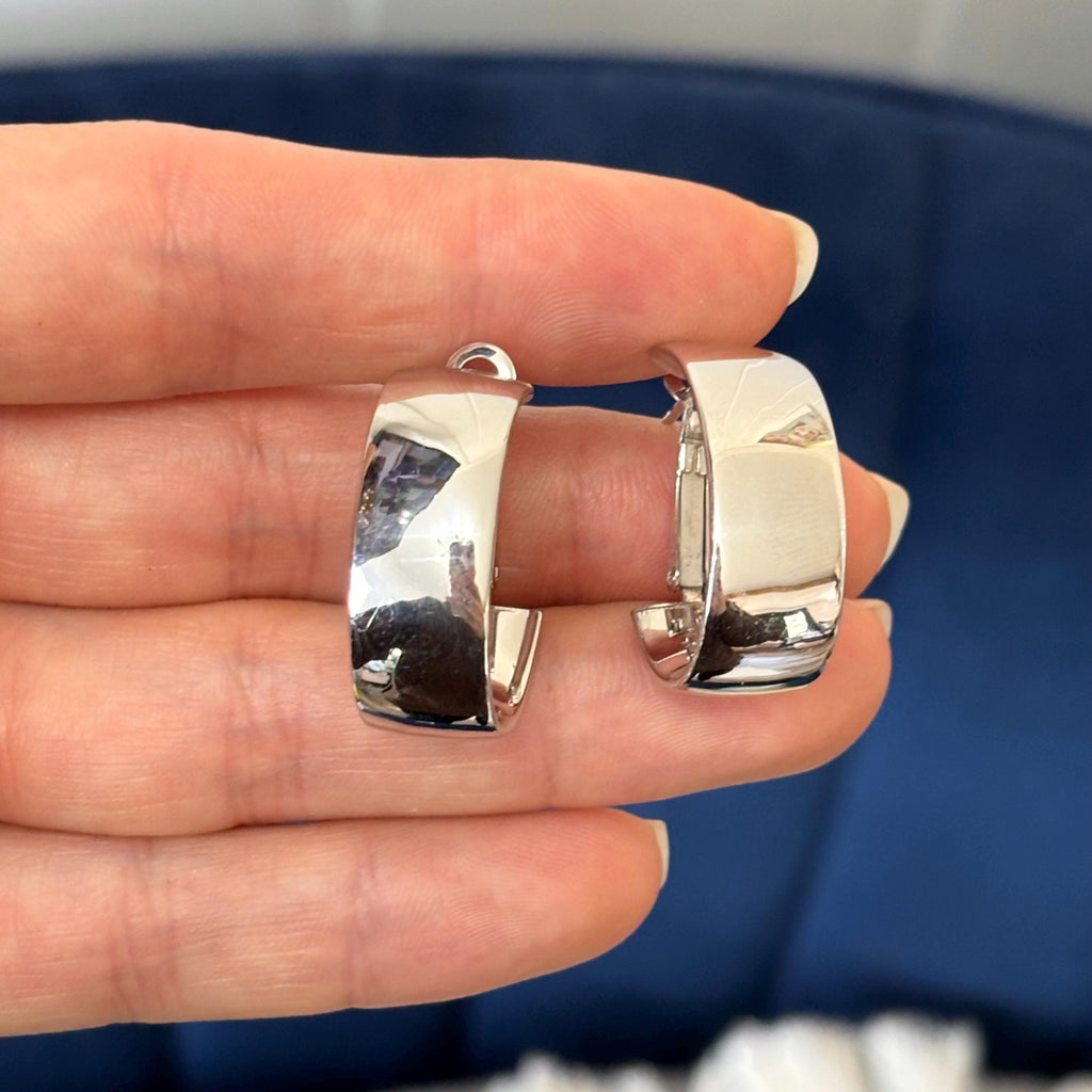 Sterling Silver Rhodium-plated Polished 10mm Omega-back Oval Hoop Earrings