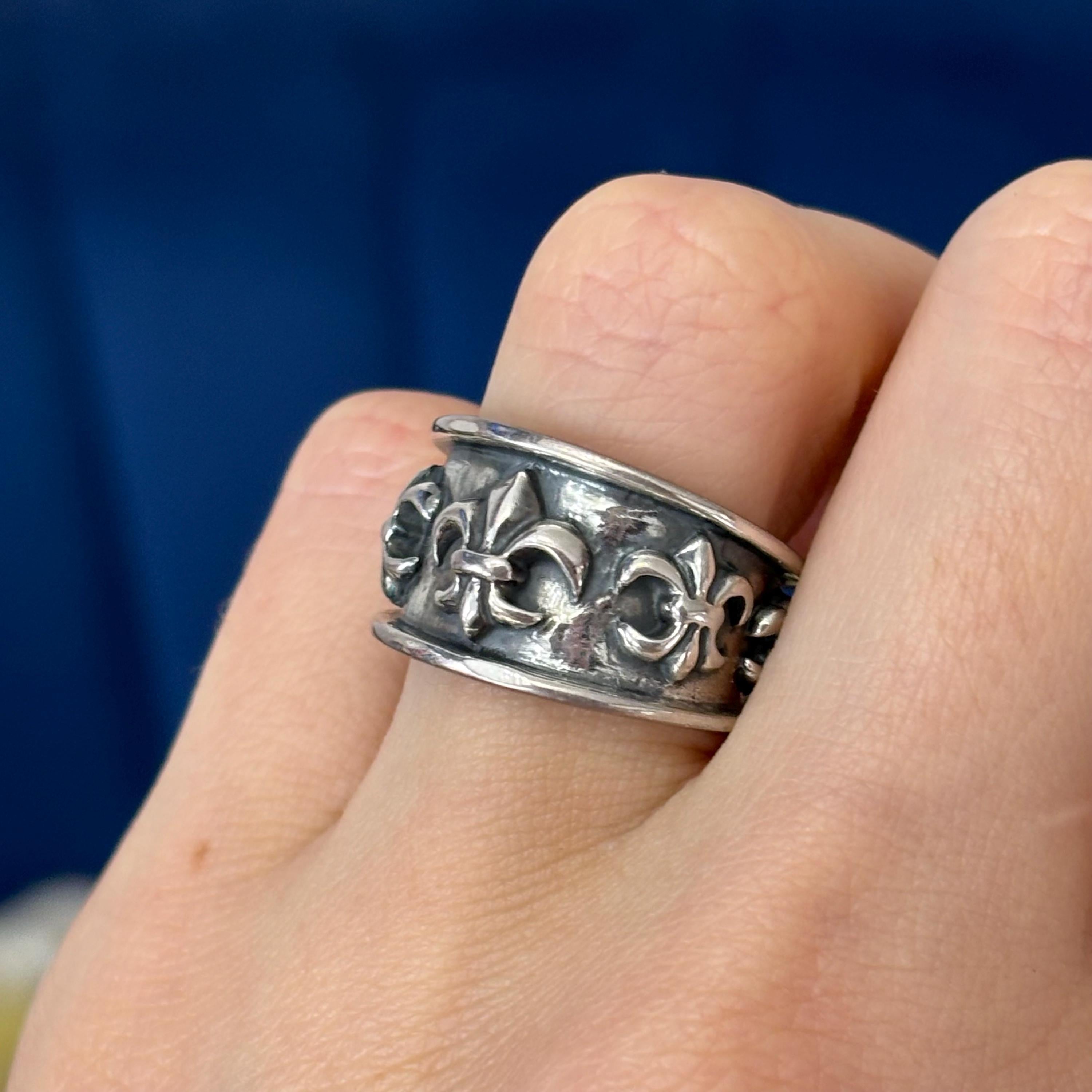 Sterling Silver Antiqued Fleur De Lis Ring