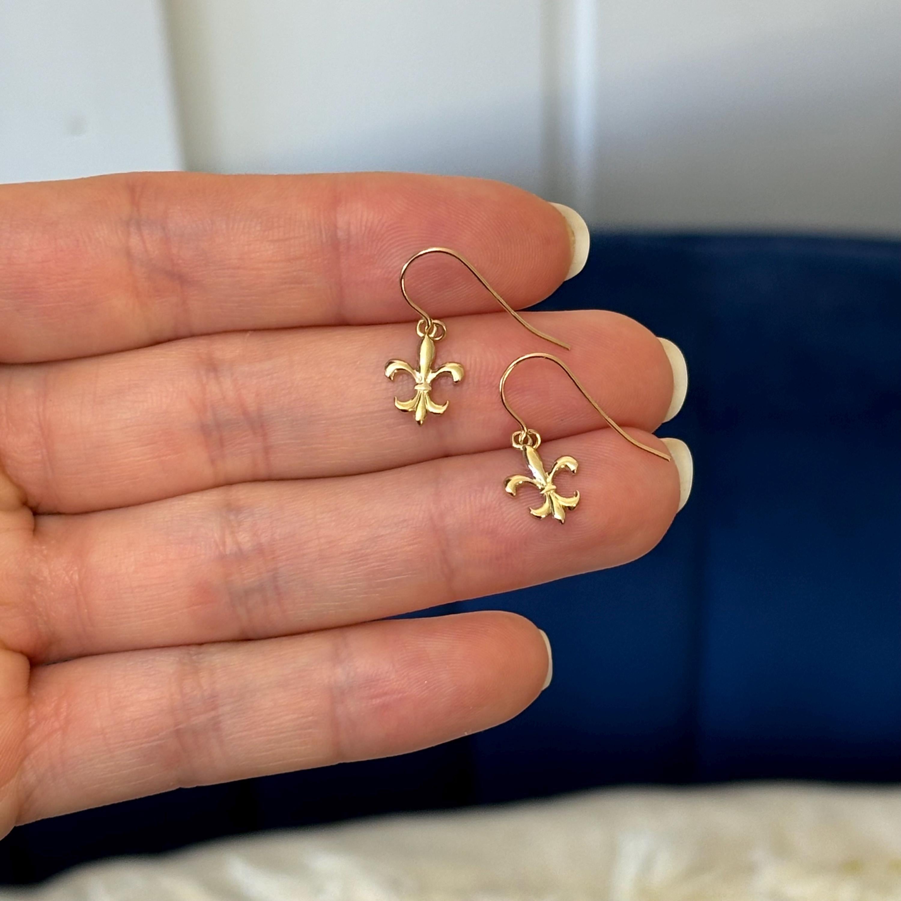 14K Yellow Gold Fleur de Lis French Dangle Earrings