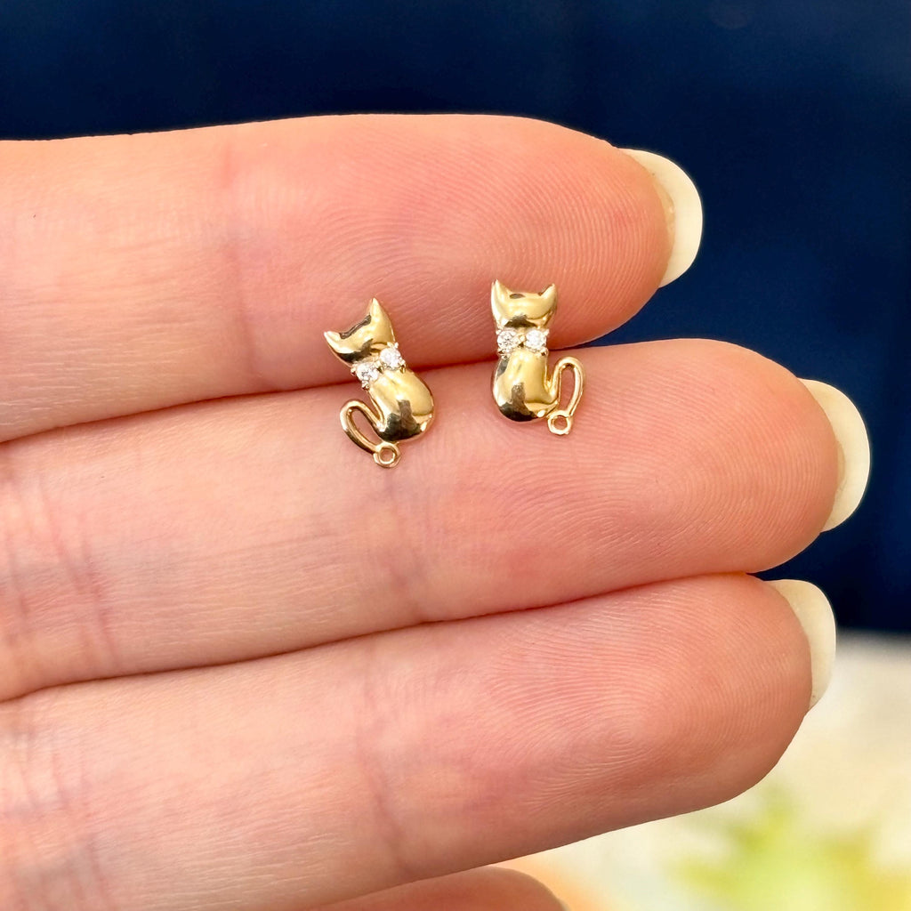 14K Yellow Gold Sitting Kitty Cat CZ Bowtie Stud Earrings