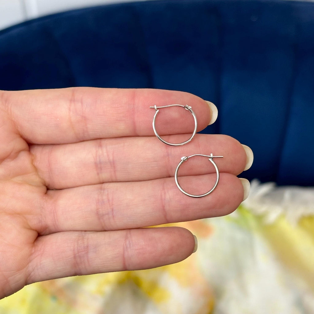 10k White Gold Polished Hoop Earrings