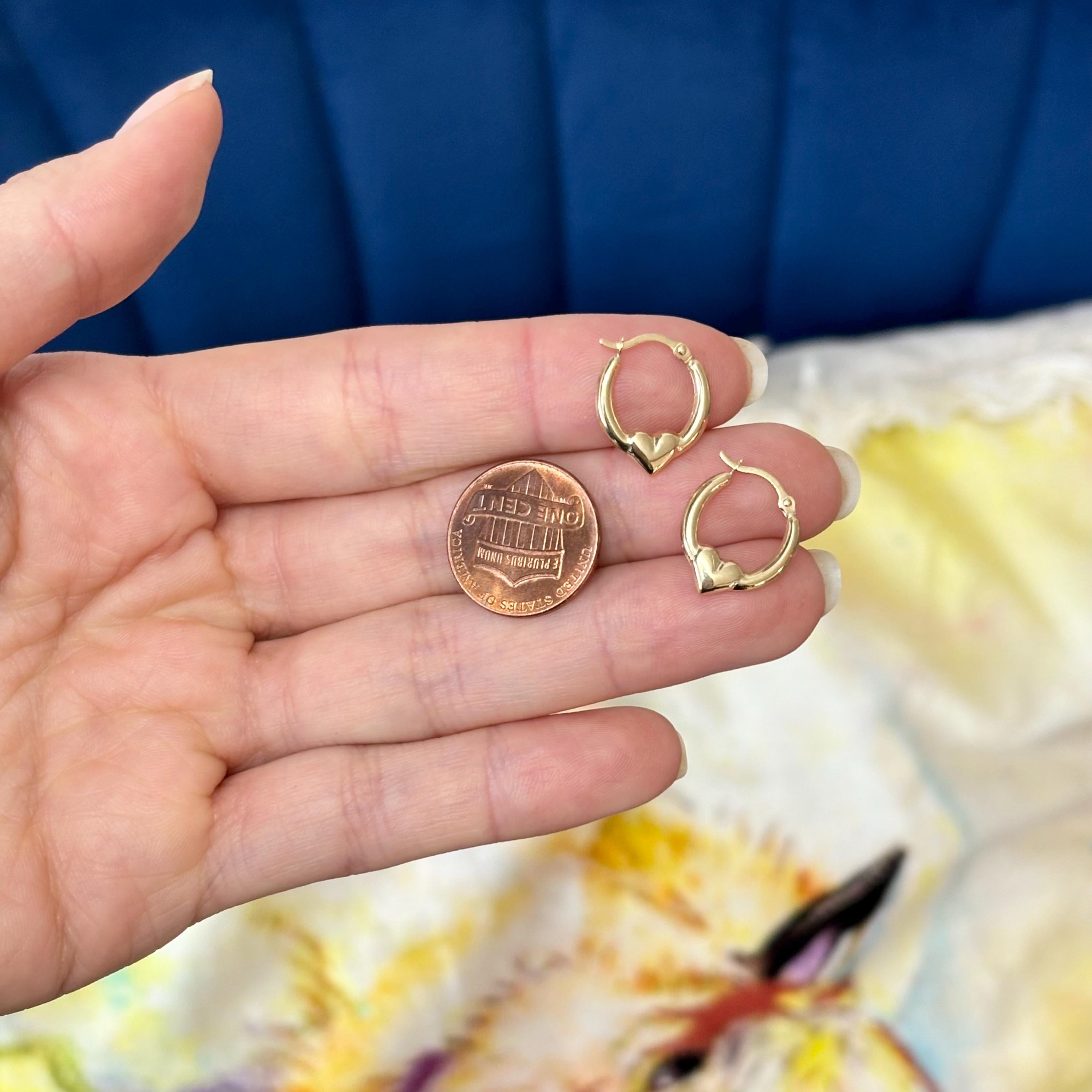 14k Gold Small Heart Hoop Earrings
