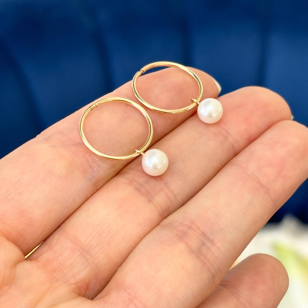 14k Yellow Gold 5-6mm White Round Freshwater Cultured Pearl Dangle Endless Hoop Earrings