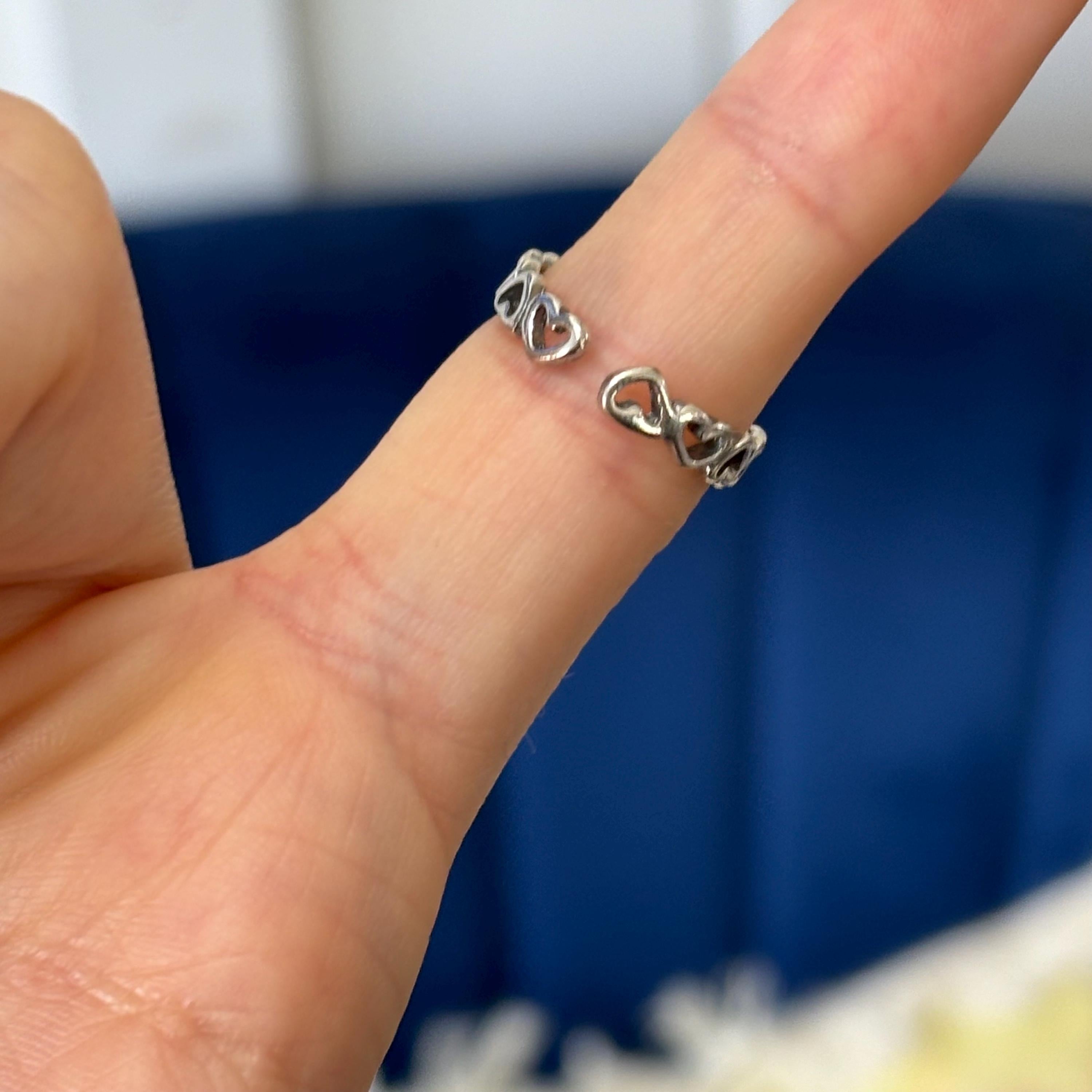 Sterling Silver Antiqued Heart Open Band Toe Ring