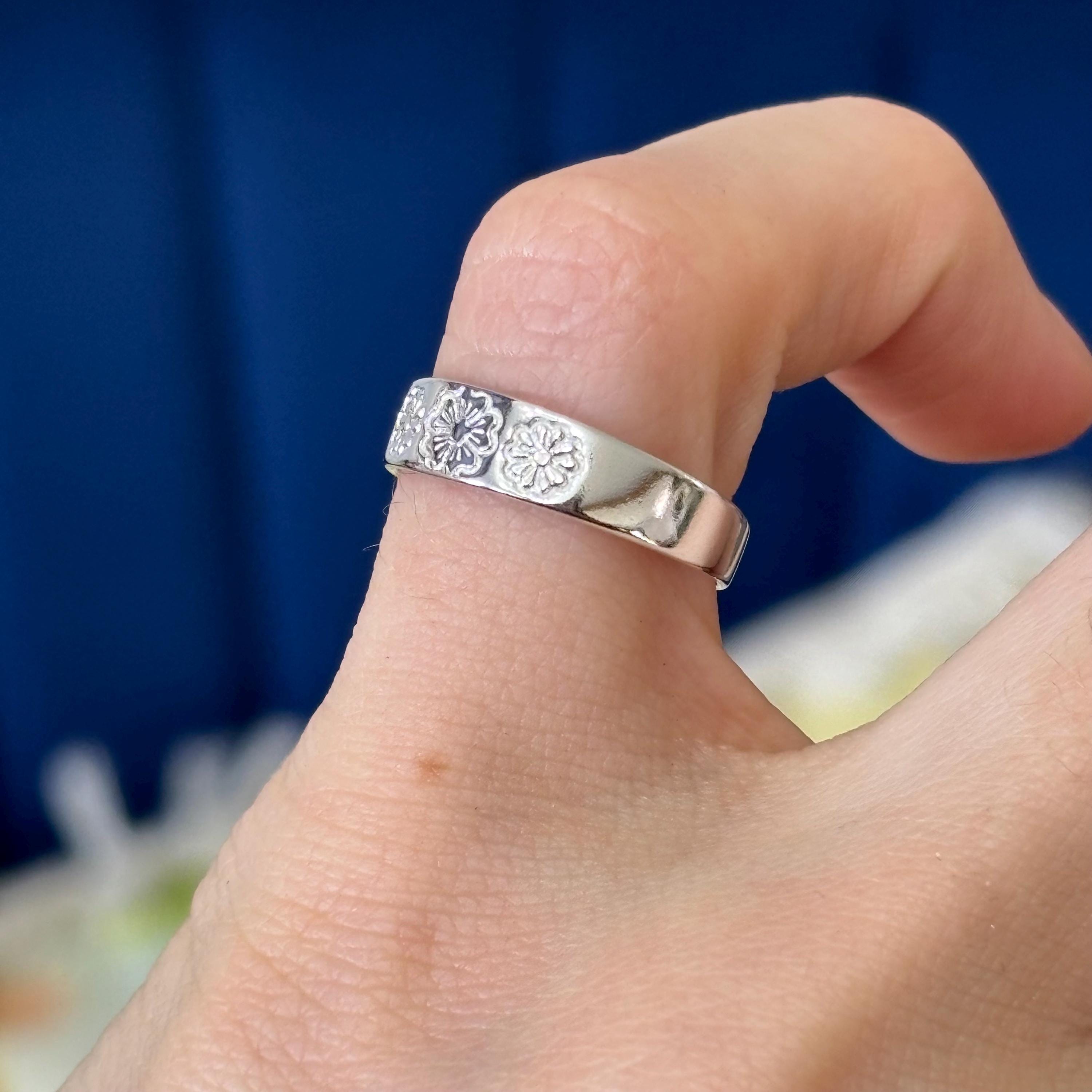 Sterling Silver Etched Flowers Open Band Toe Ring