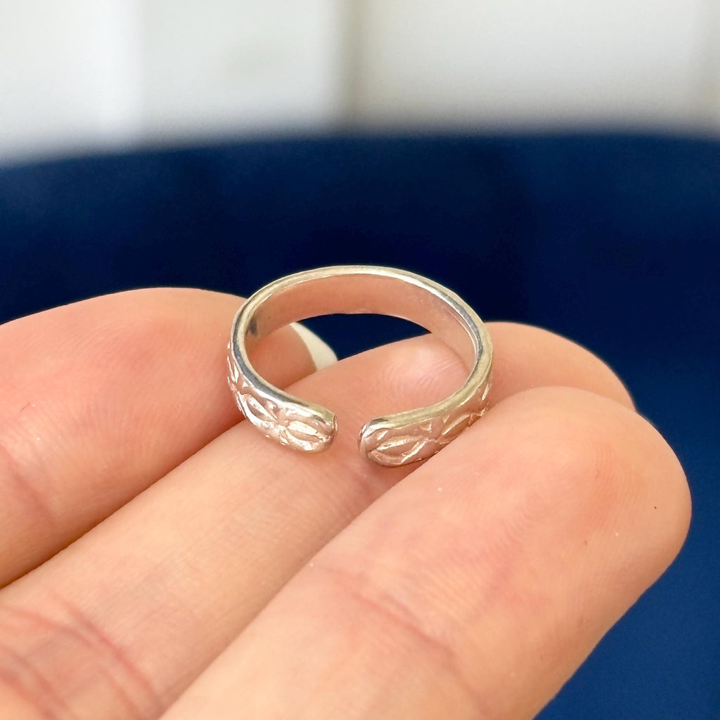 Sterling Silver Etched Design Open Band Toe Ring