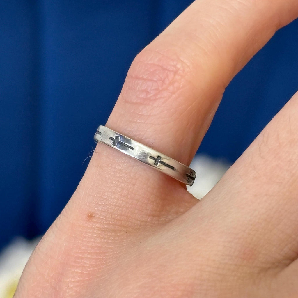 Sterling Silver Antiqued Cross Toe Ring