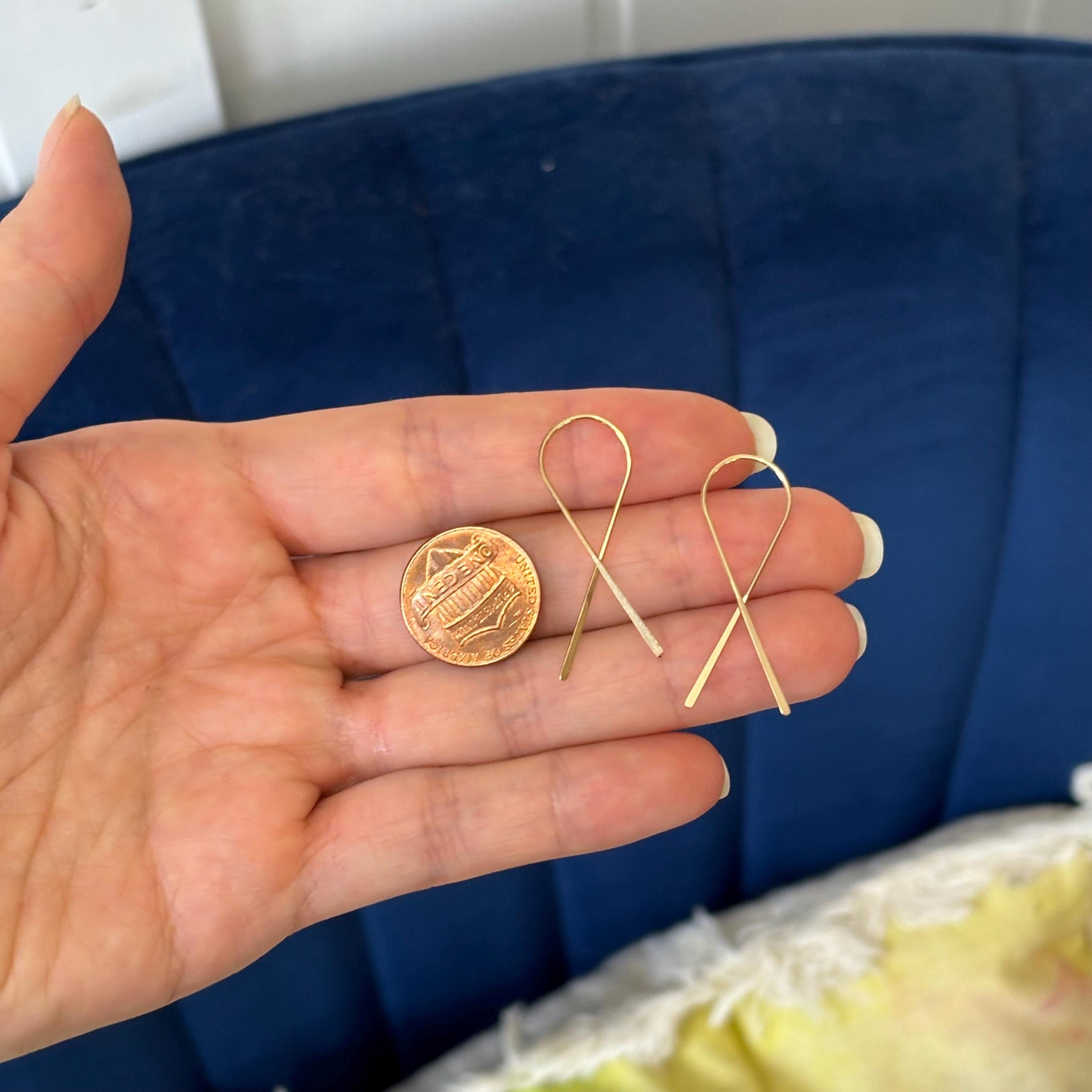 14/20 Yellow Gold-filled Flattened Awareness Ribbon Ear Wire