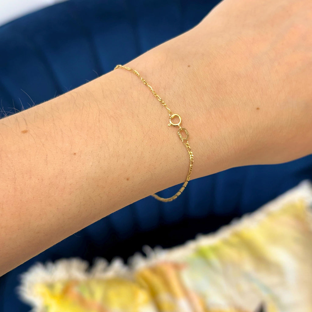 10k Yellow Gold Flat Figaro Chain Bracelet