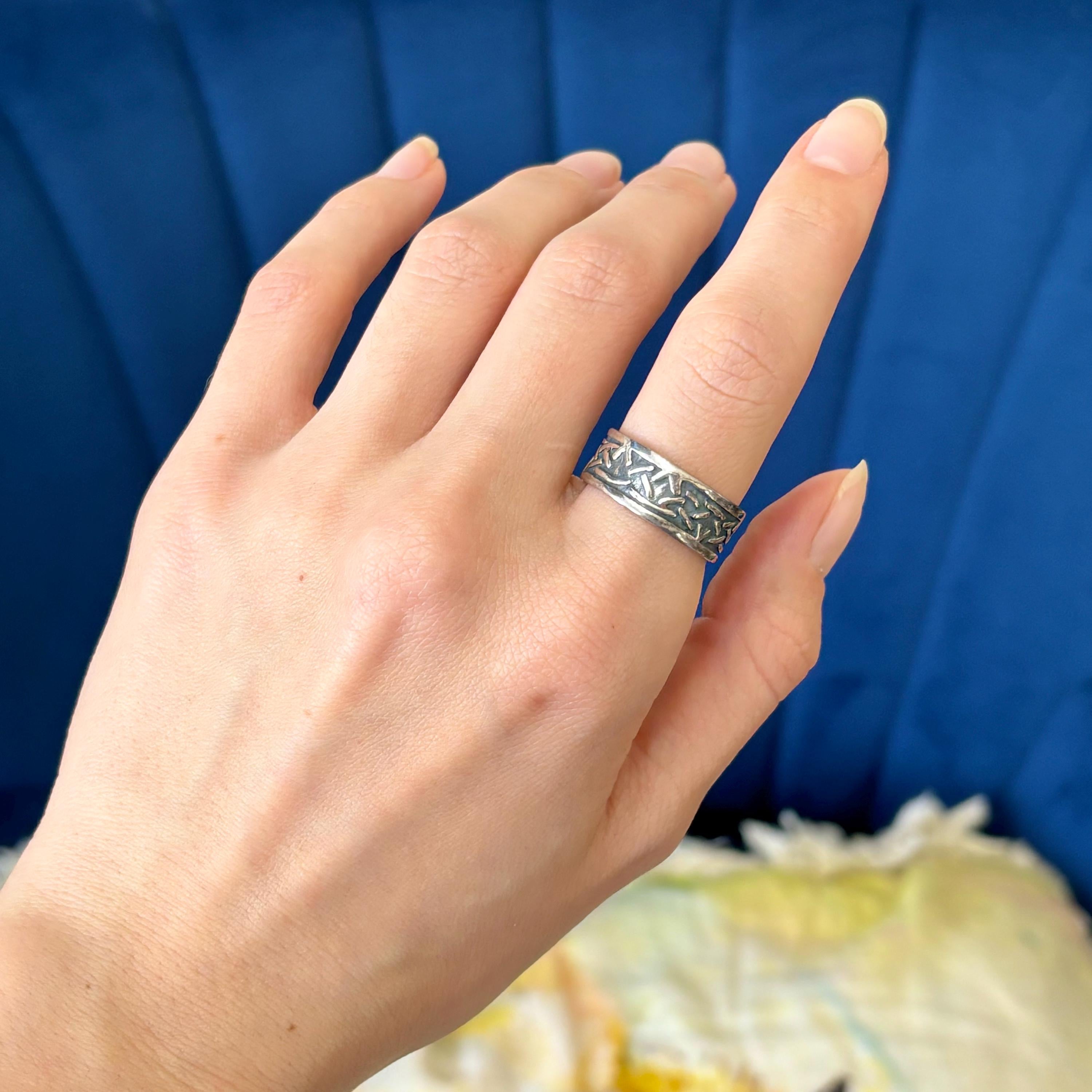 Sterling Silver Antiqued Design Ring
