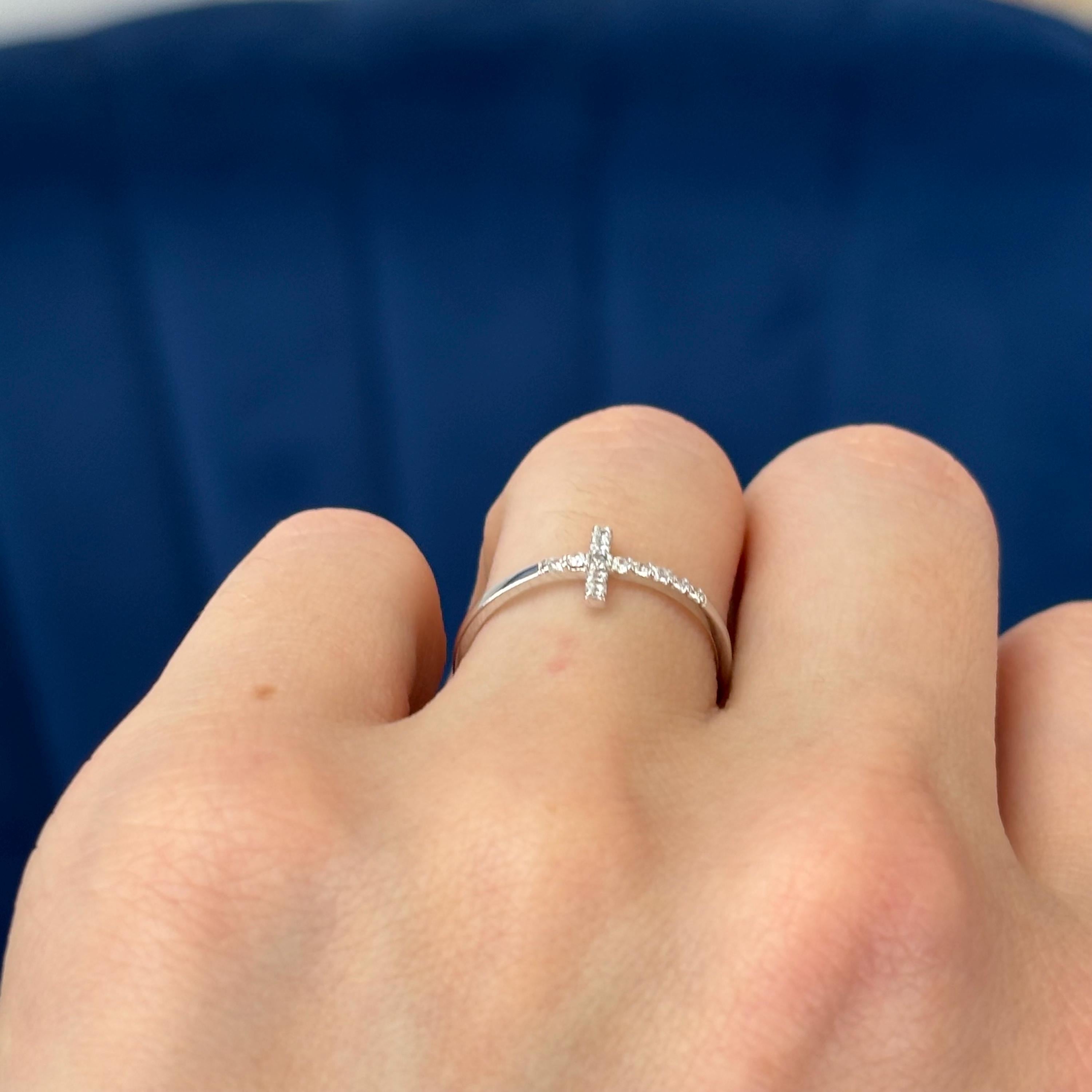 Sterling Silver Rhodium-plated CZ Sideways Cross Ring  Size 7