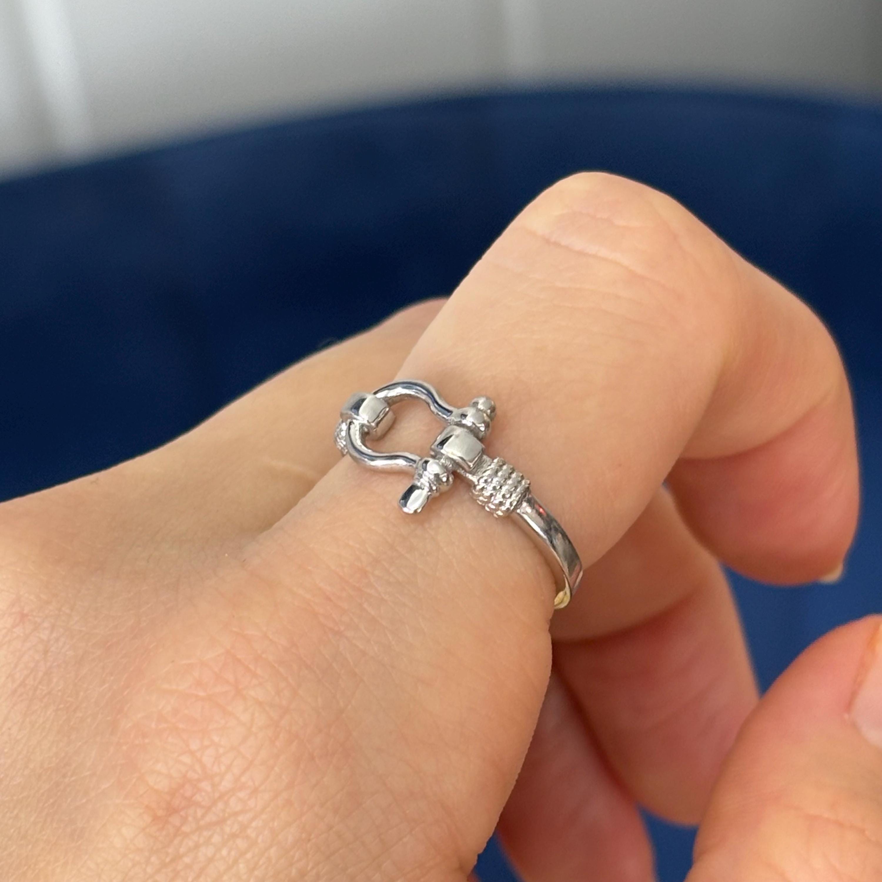 Sterling Silver Rhodium-plated Polished Shackle with Rope-trim Ring Size 8