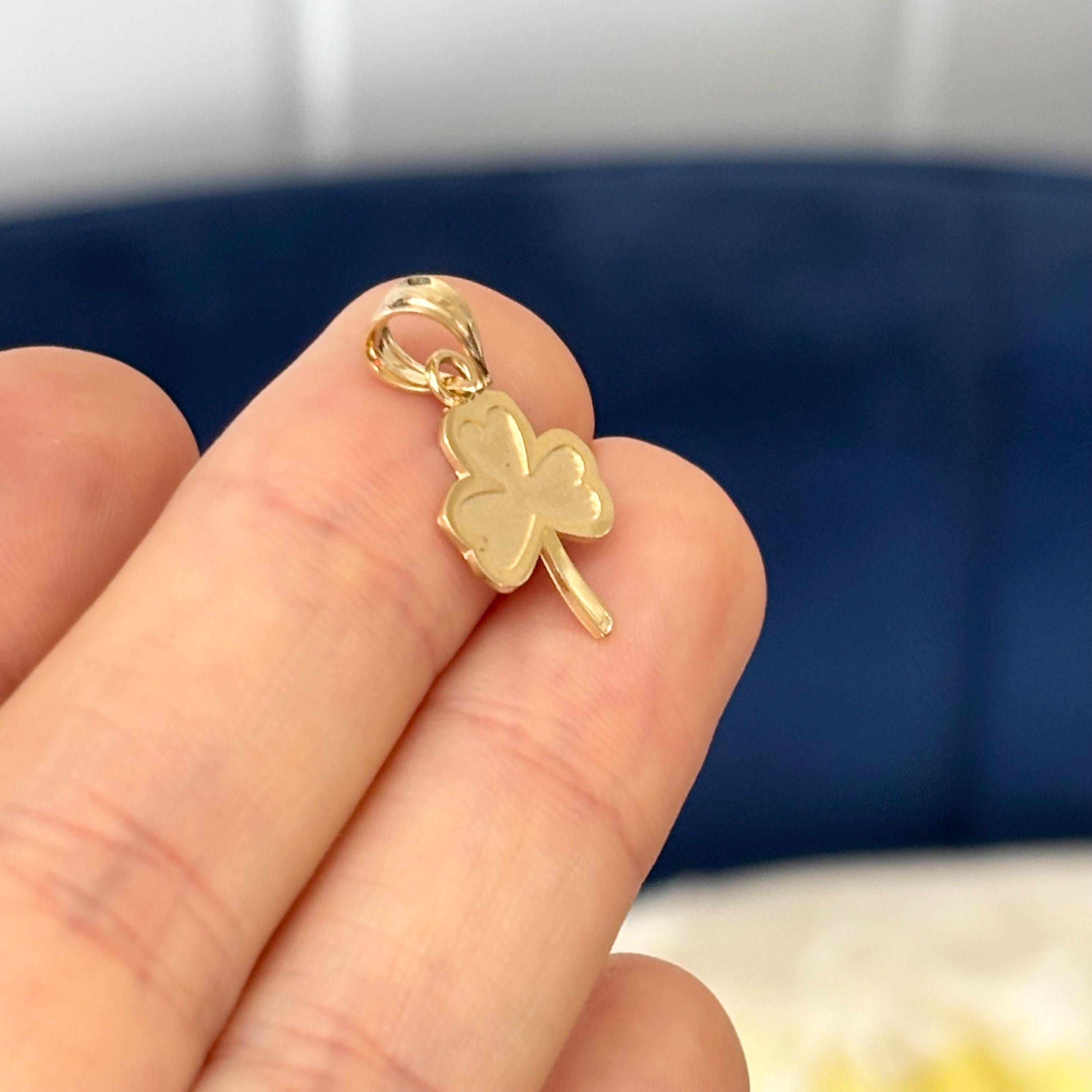 14k Yellow Gold 3 Leaf Clover Charm Pendant