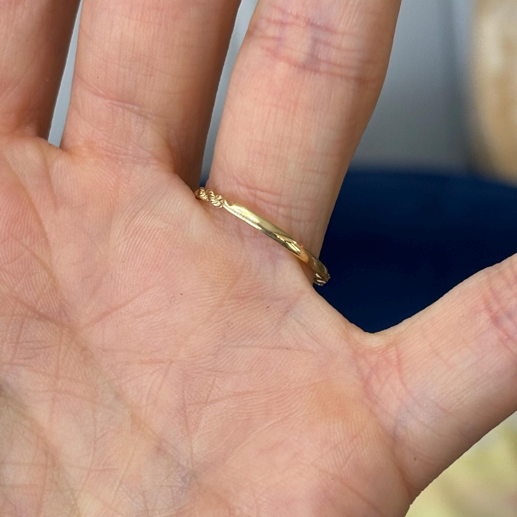 14k Gold Diamond-cut Rope Chain Band Ring