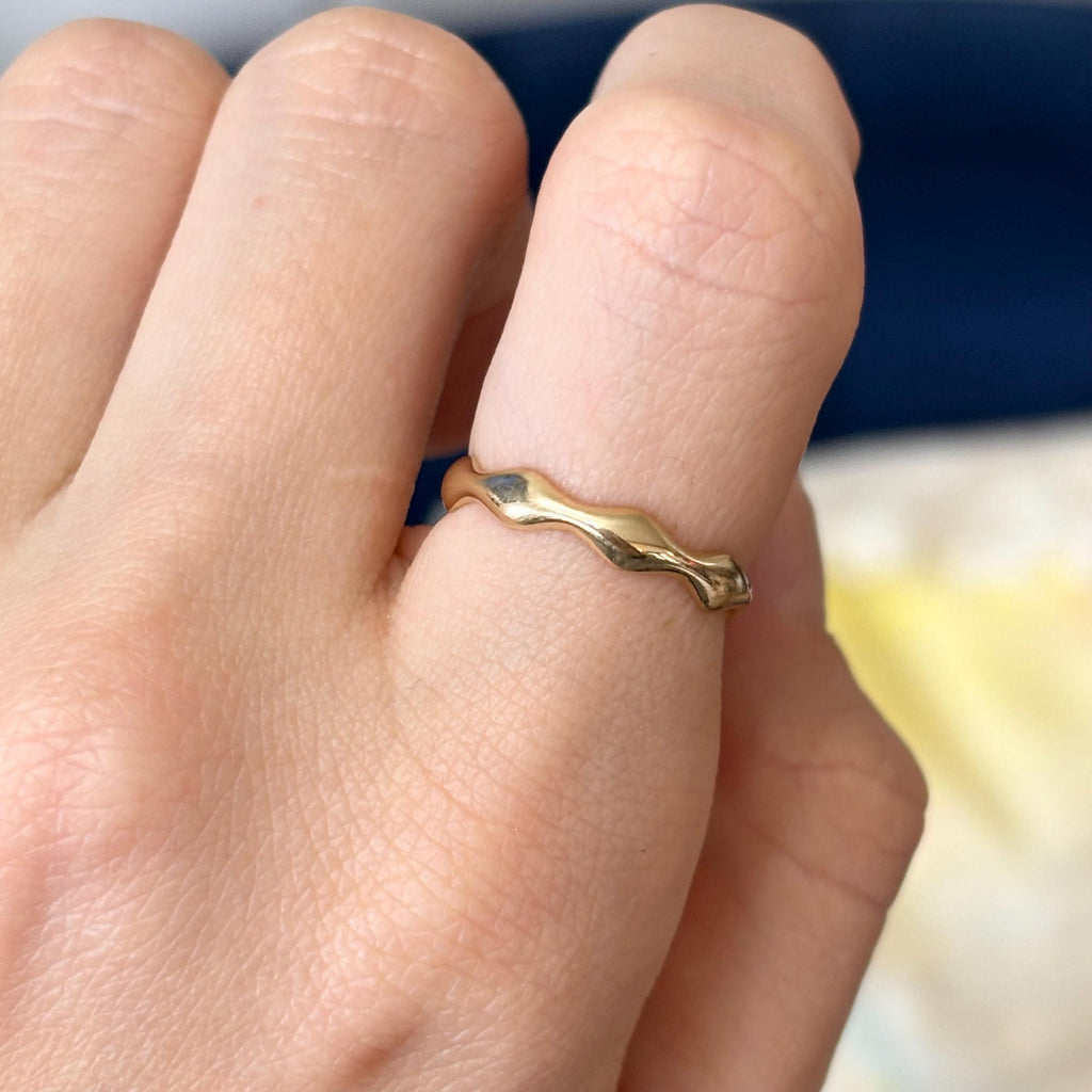 14k Gold Stackable Curvy Wave Ring