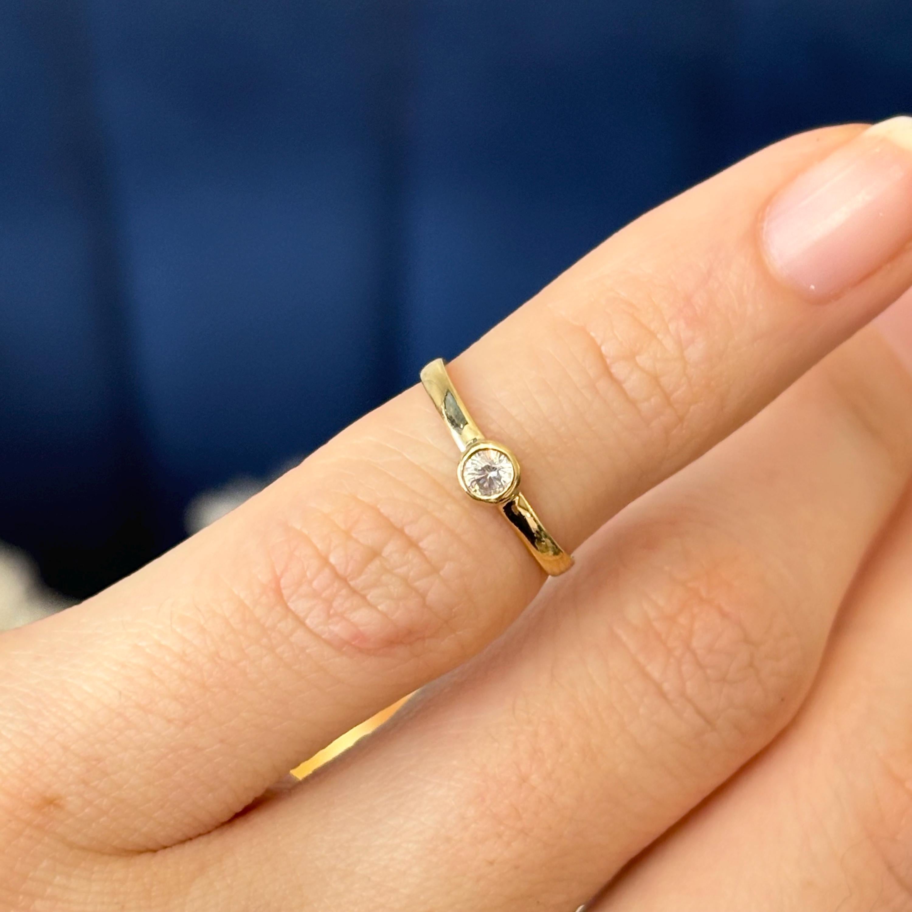 10k Gold CZ Bezel Open Toe Ring