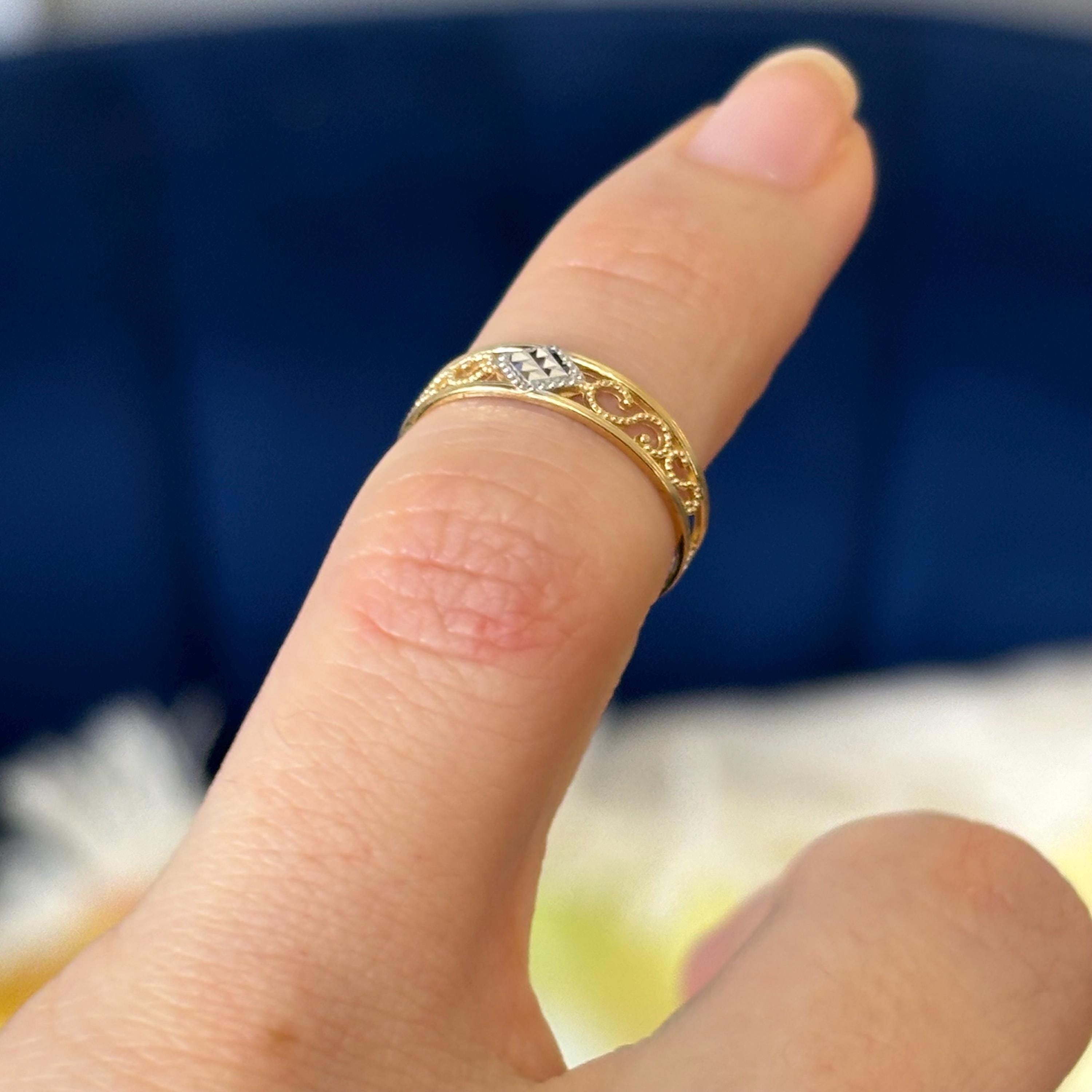 14k Gold and Rhodium Two-tone Diamond-cut Design Band Toe Ring