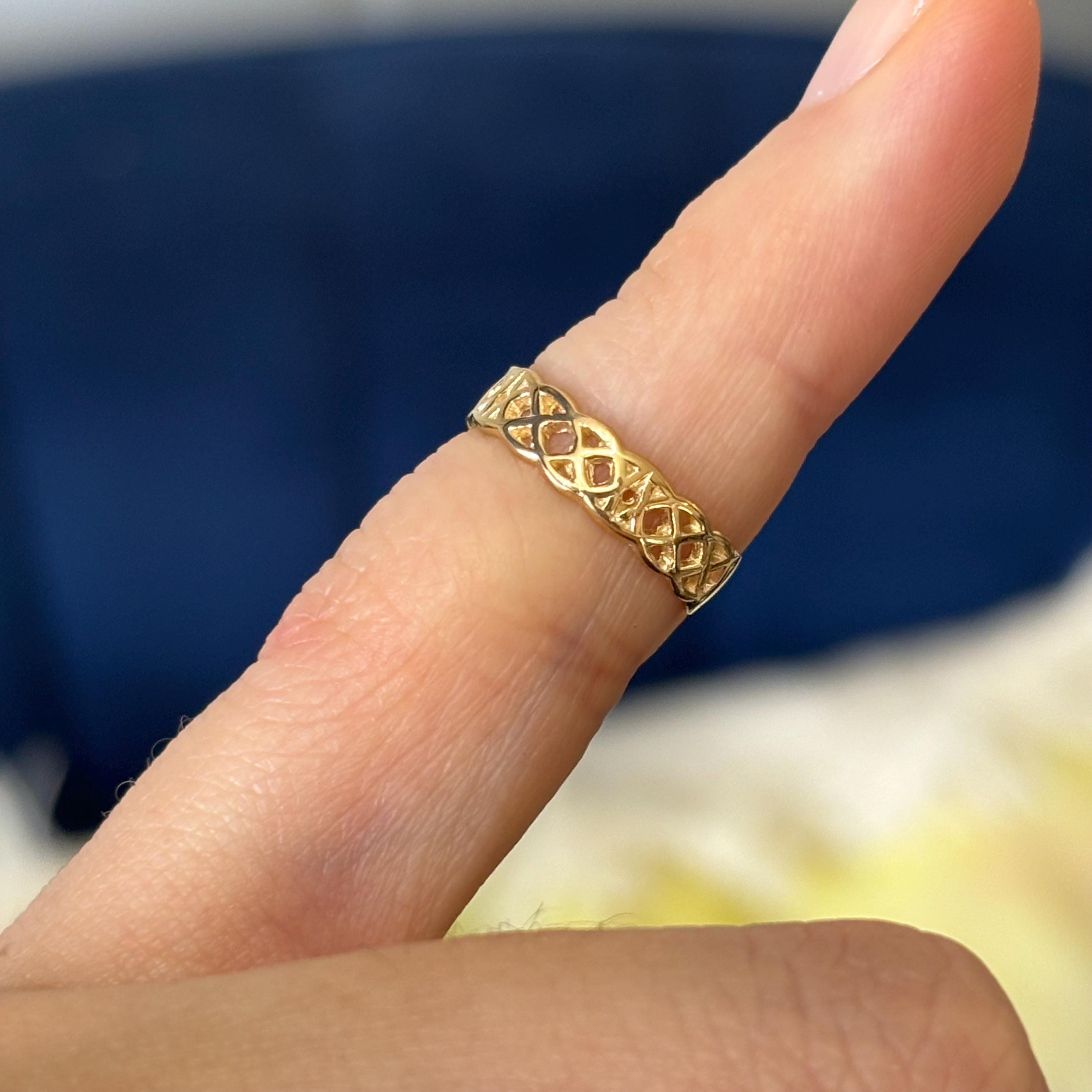 14k Gold Polished Celtic Trinity Knot Toe Ring
